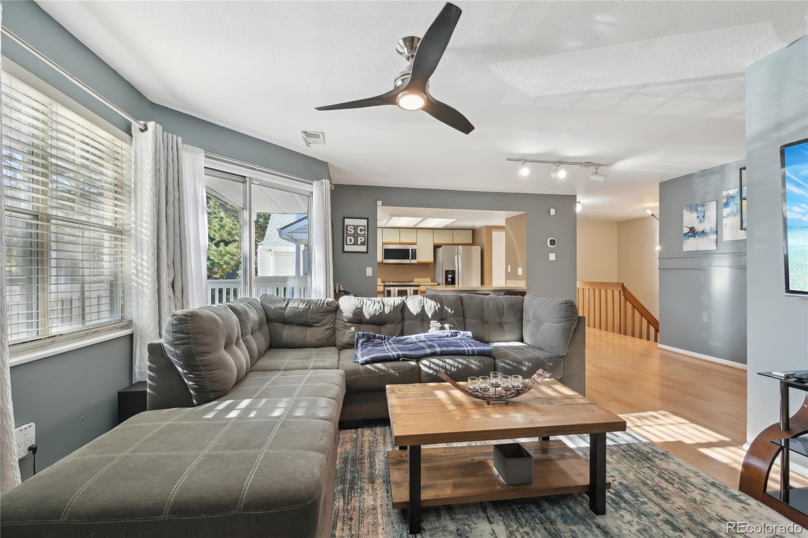 MLS Image #2 for 12655 e pacific circle,aurora, Colorado