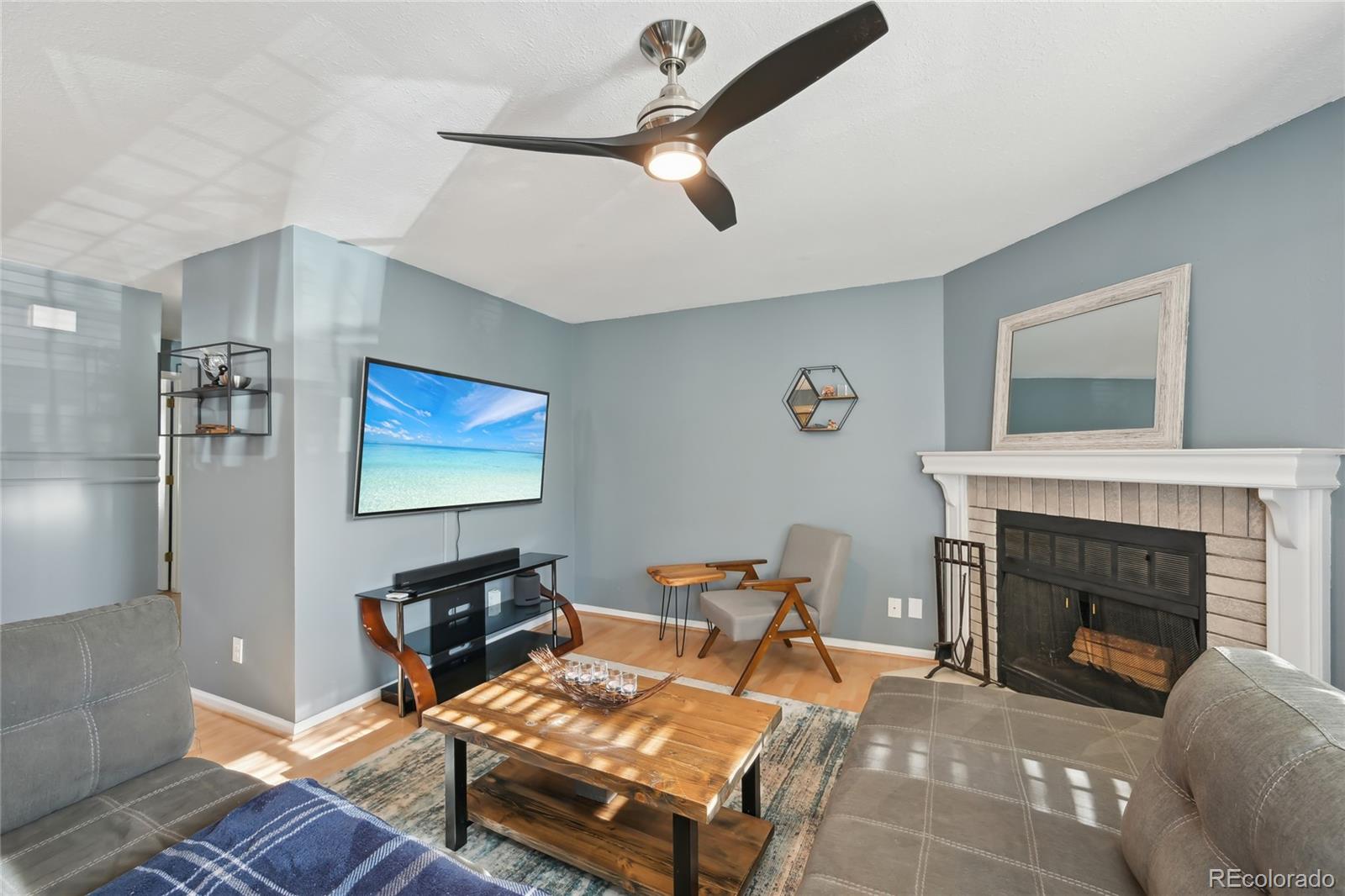 MLS Image #3 for 12655 e pacific circle,aurora, Colorado