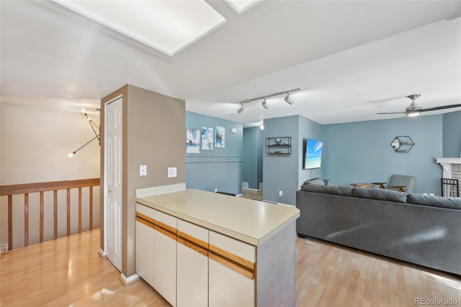 MLS Image #6 for 12655 e pacific circle,aurora, Colorado