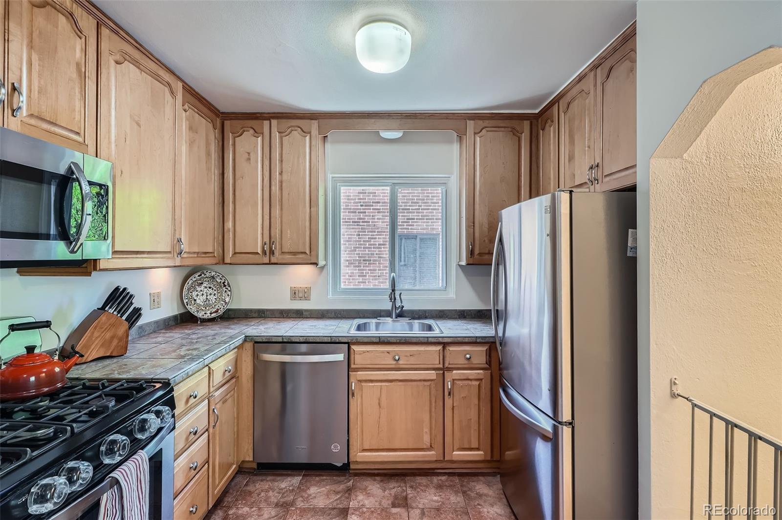 MLS Image #10 for 1235  dahlia street,denver, Colorado