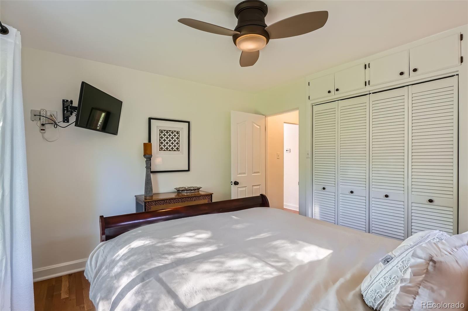 MLS Image #15 for 1235  dahlia street,denver, Colorado