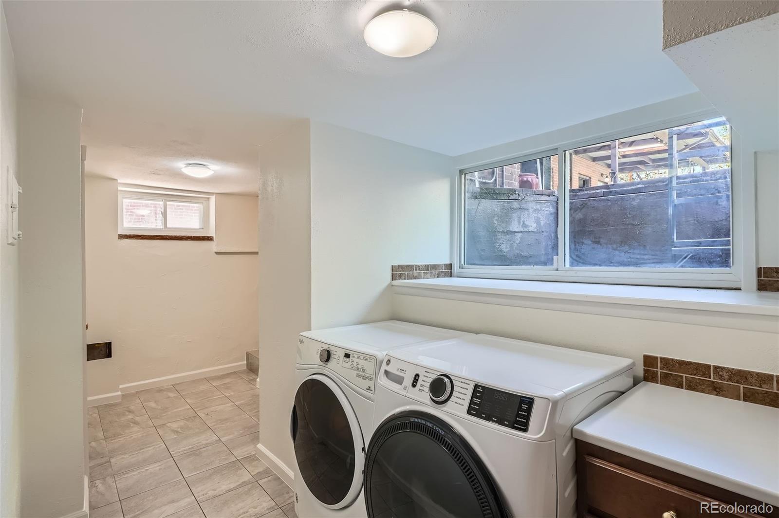 MLS Image #27 for 1235  dahlia street,denver, Colorado