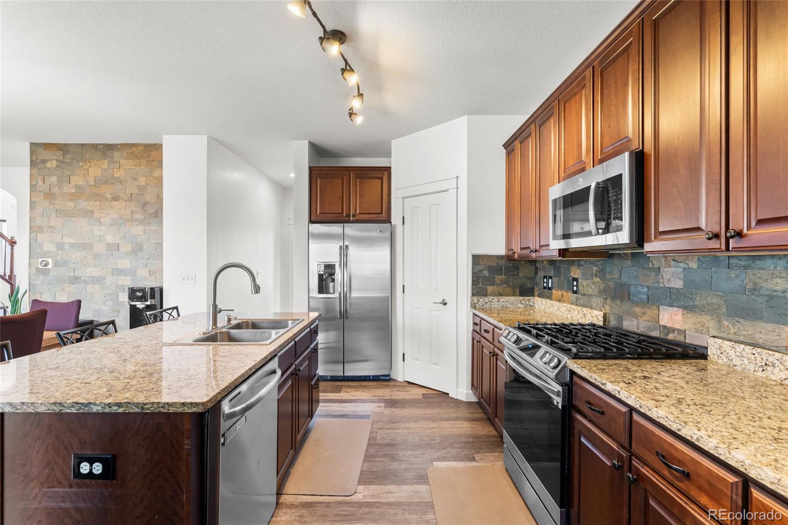 MLS Image #10 for 9515 e 109th circle,commerce city, Colorado
