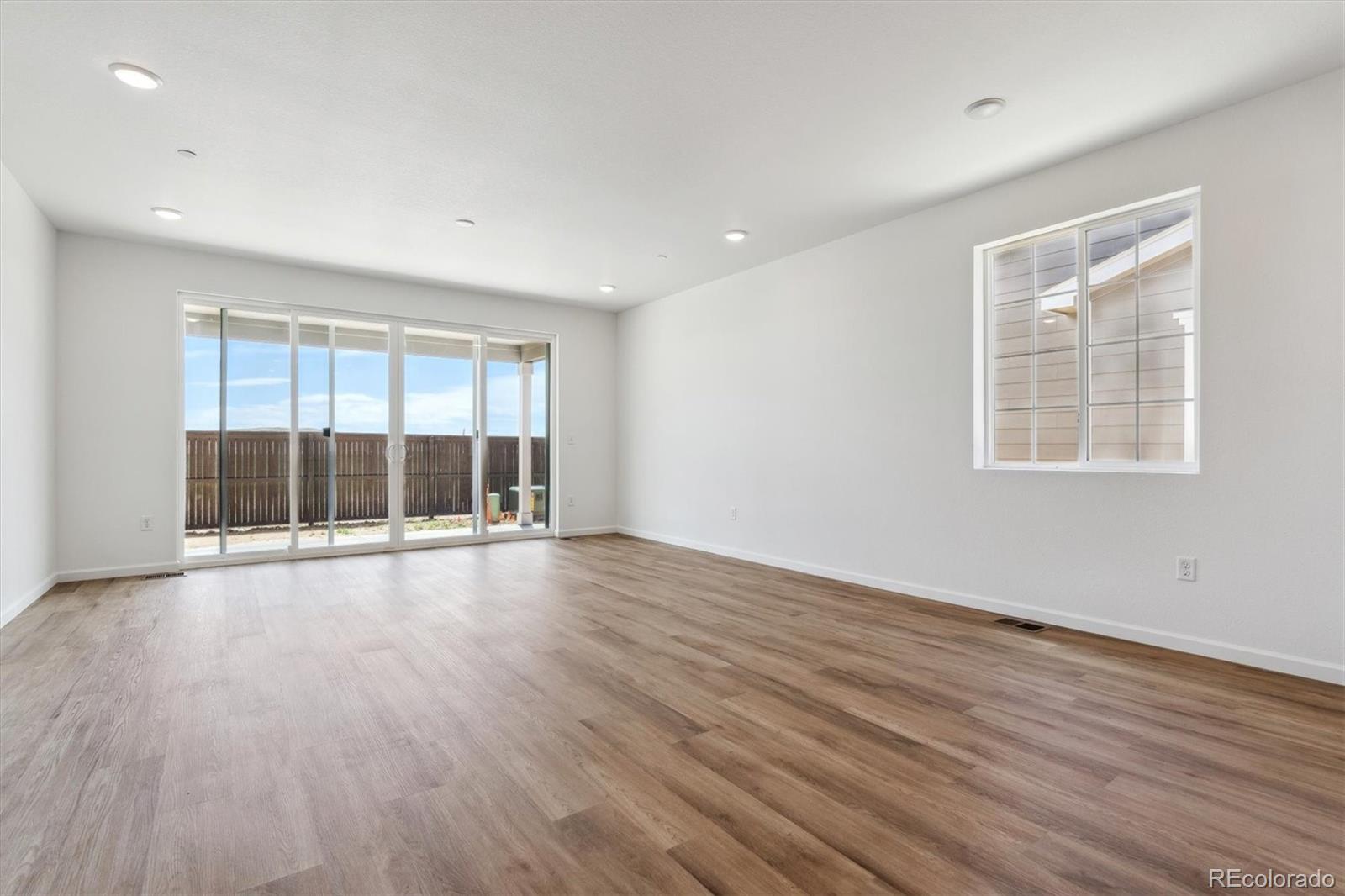 MLS Image #10 for 19060 e 96th place,commerce city, Colorado