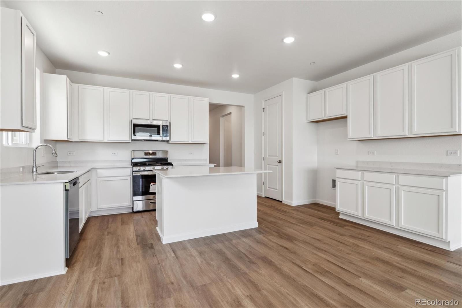 MLS Image #7 for 19060 e 96th place,commerce city, Colorado