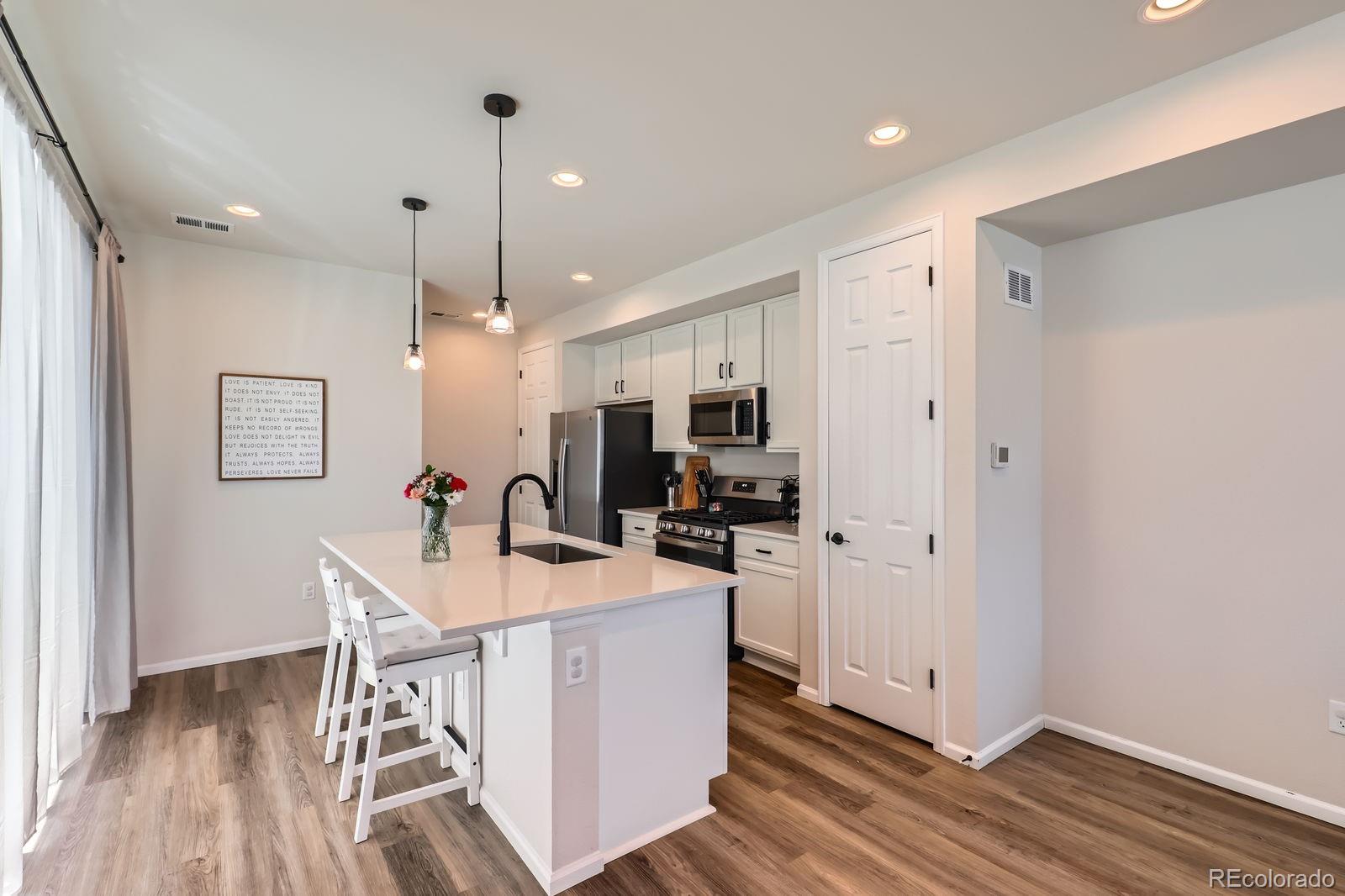 MLS Image #10 for 24374 e 42nd avenue,aurora, Colorado