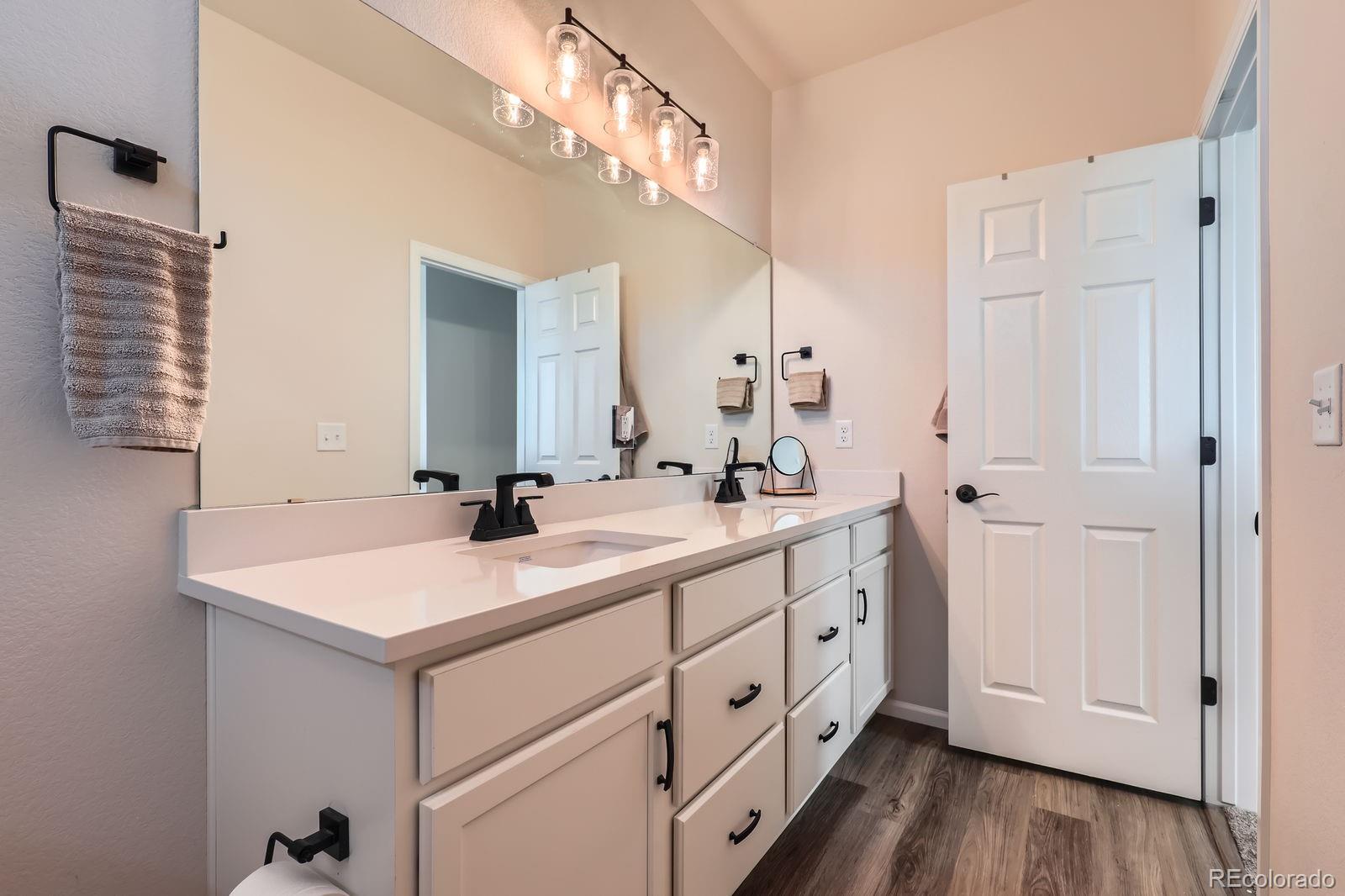 MLS Image #17 for 24374 e 42nd avenue,aurora, Colorado
