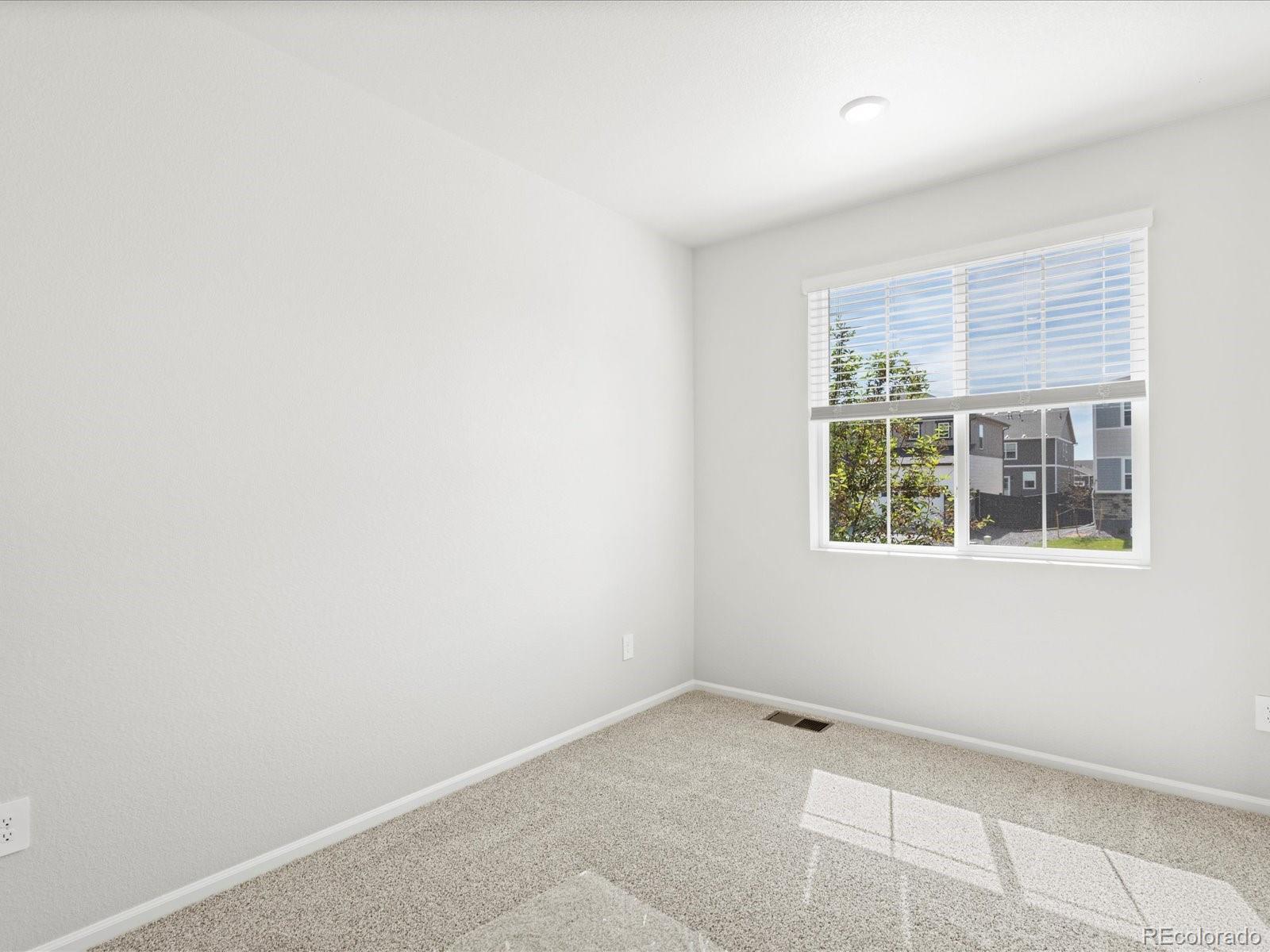 MLS Image #4 for 2721  73rd avenue court,greeley, Colorado