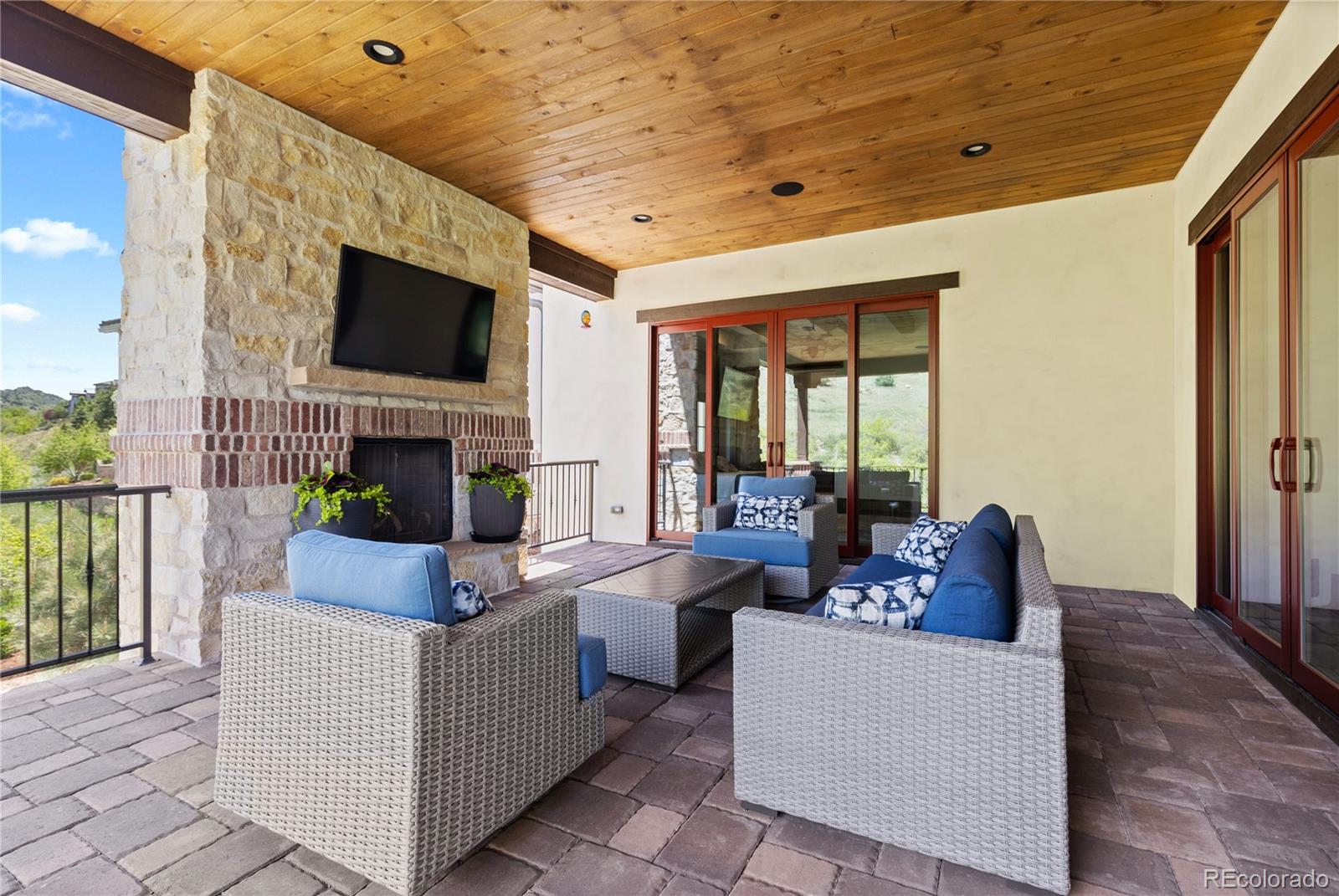 MLS Image #4 for 8278  raphael lane,littleton, Colorado