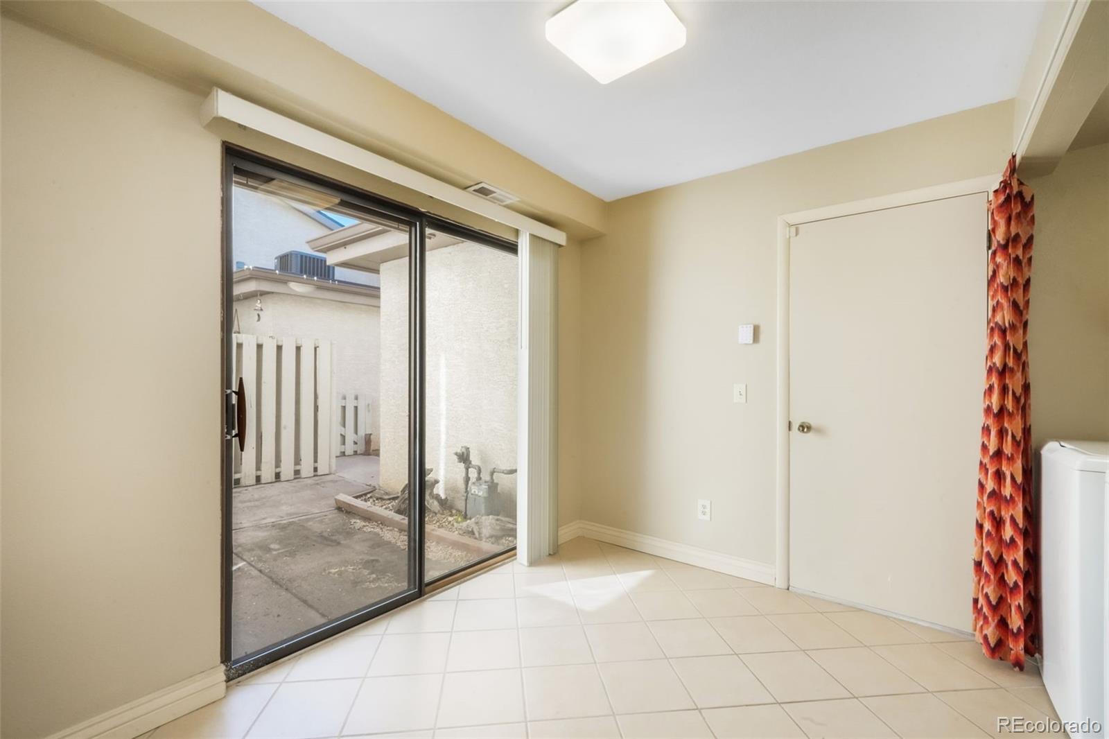 MLS Image #11 for 3330  templeton gap road,colorado springs, Colorado