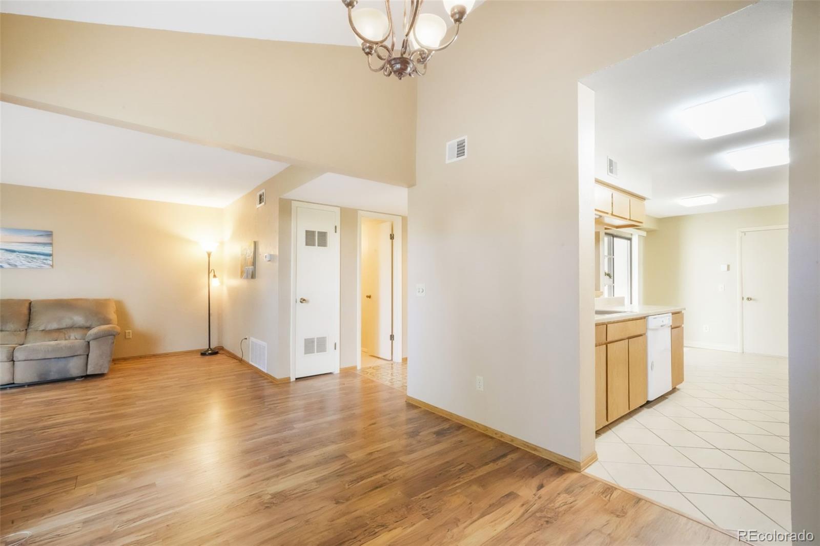 MLS Image #15 for 3330  templeton gap road,colorado springs, Colorado