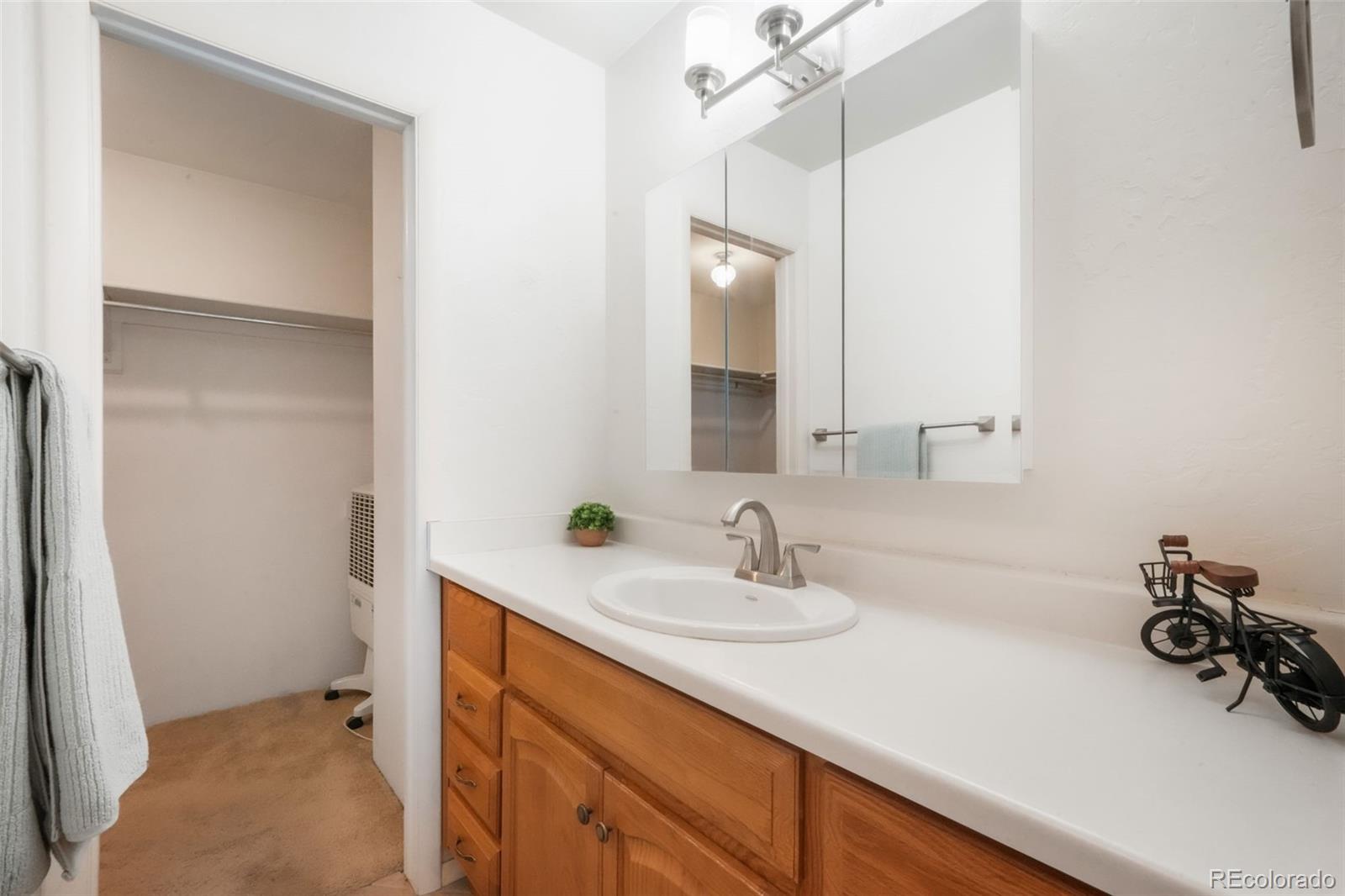 MLS Image #37 for 3330  templeton gap road,colorado springs, Colorado