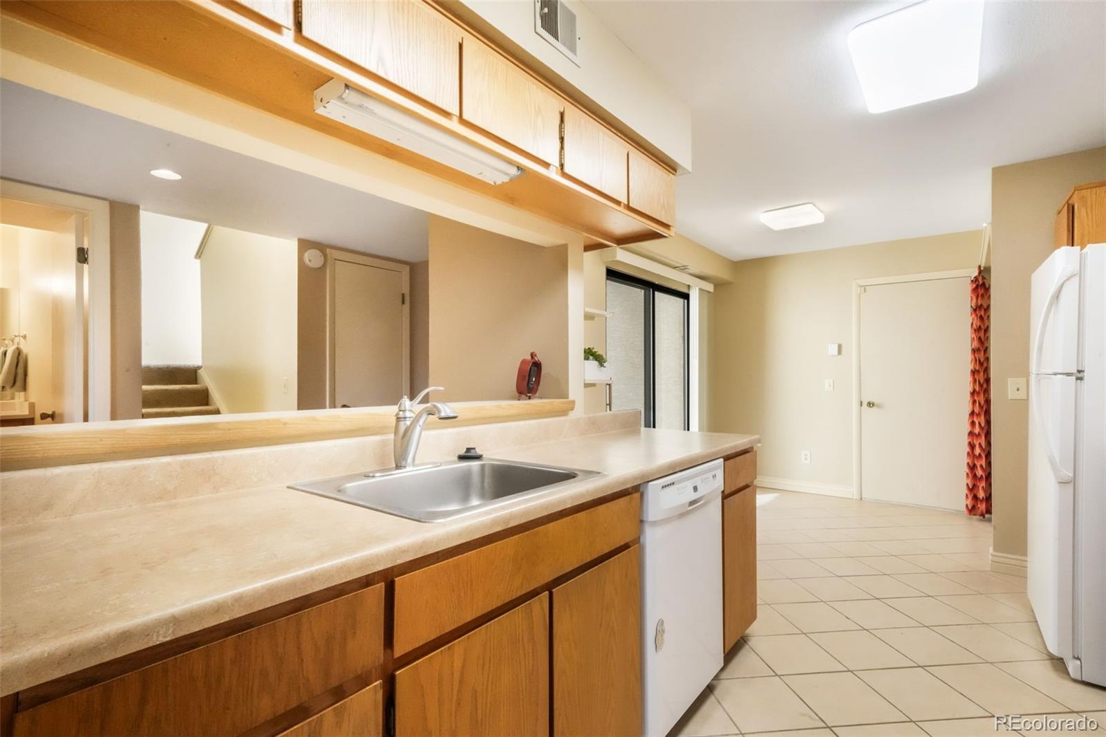 MLS Image #4 for 3330  templeton gap road,colorado springs, Colorado