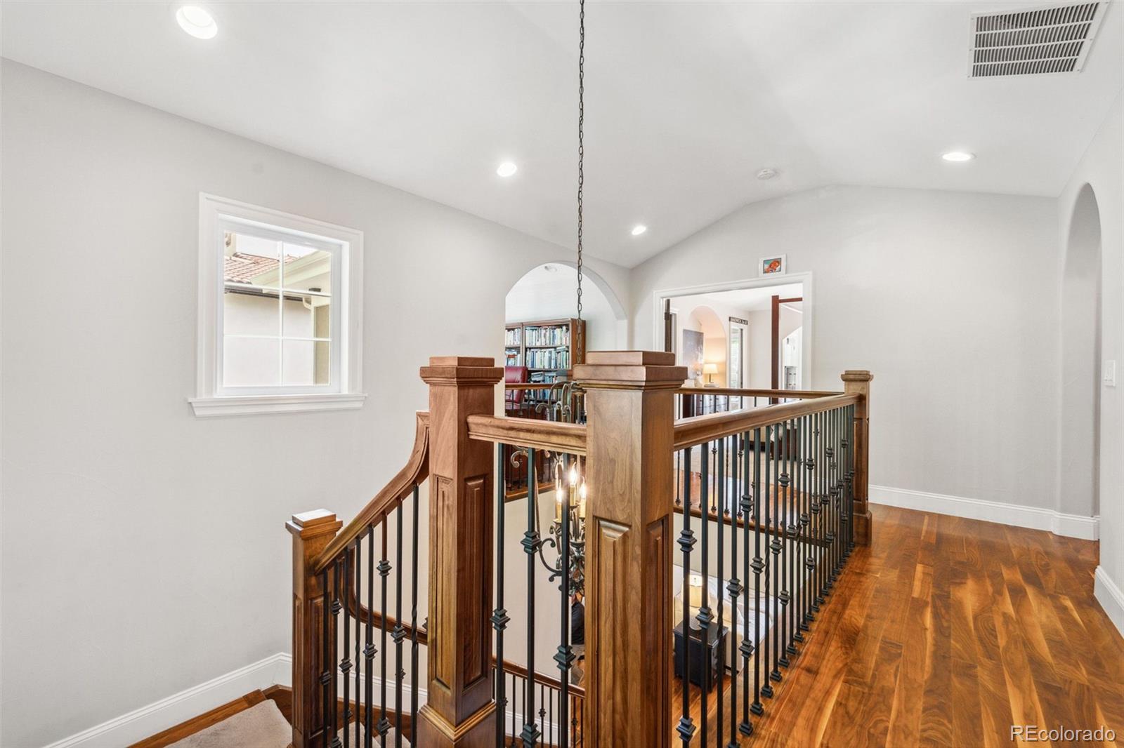 MLS Image #18 for 1317 s saint paul street,denver, Colorado
