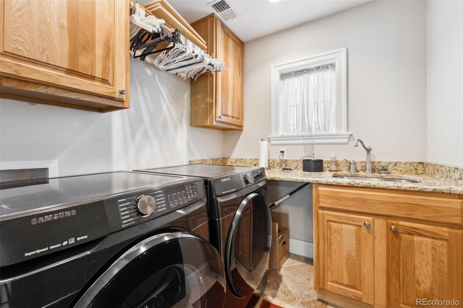 MLS Image #31 for 1317 s saint paul street,denver, Colorado