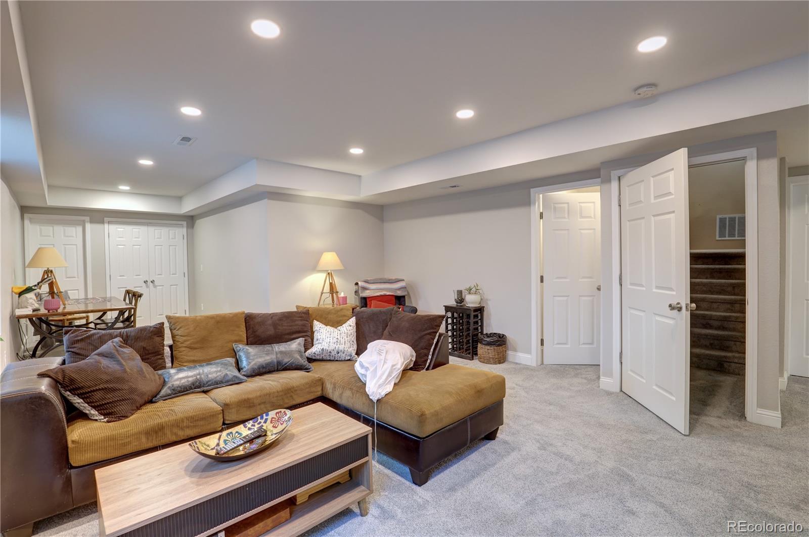 MLS Image #25 for 20194  robins drive,denver, Colorado