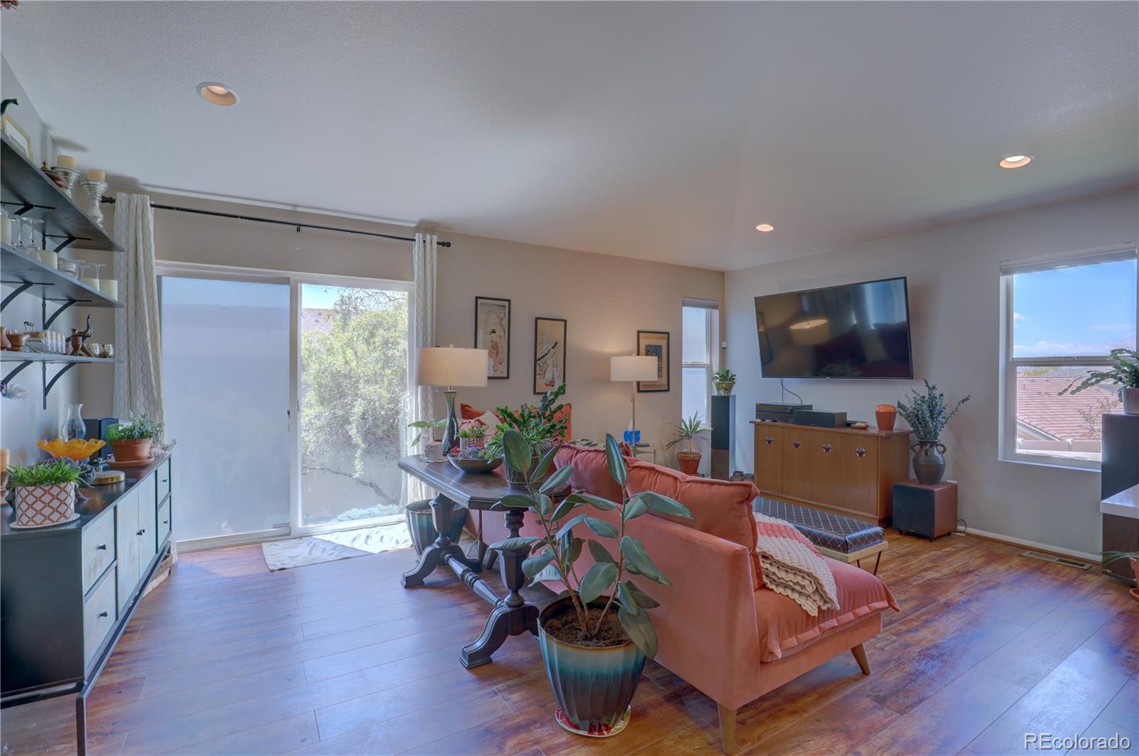MLS Image #4 for 20194  robins drive,denver, Colorado