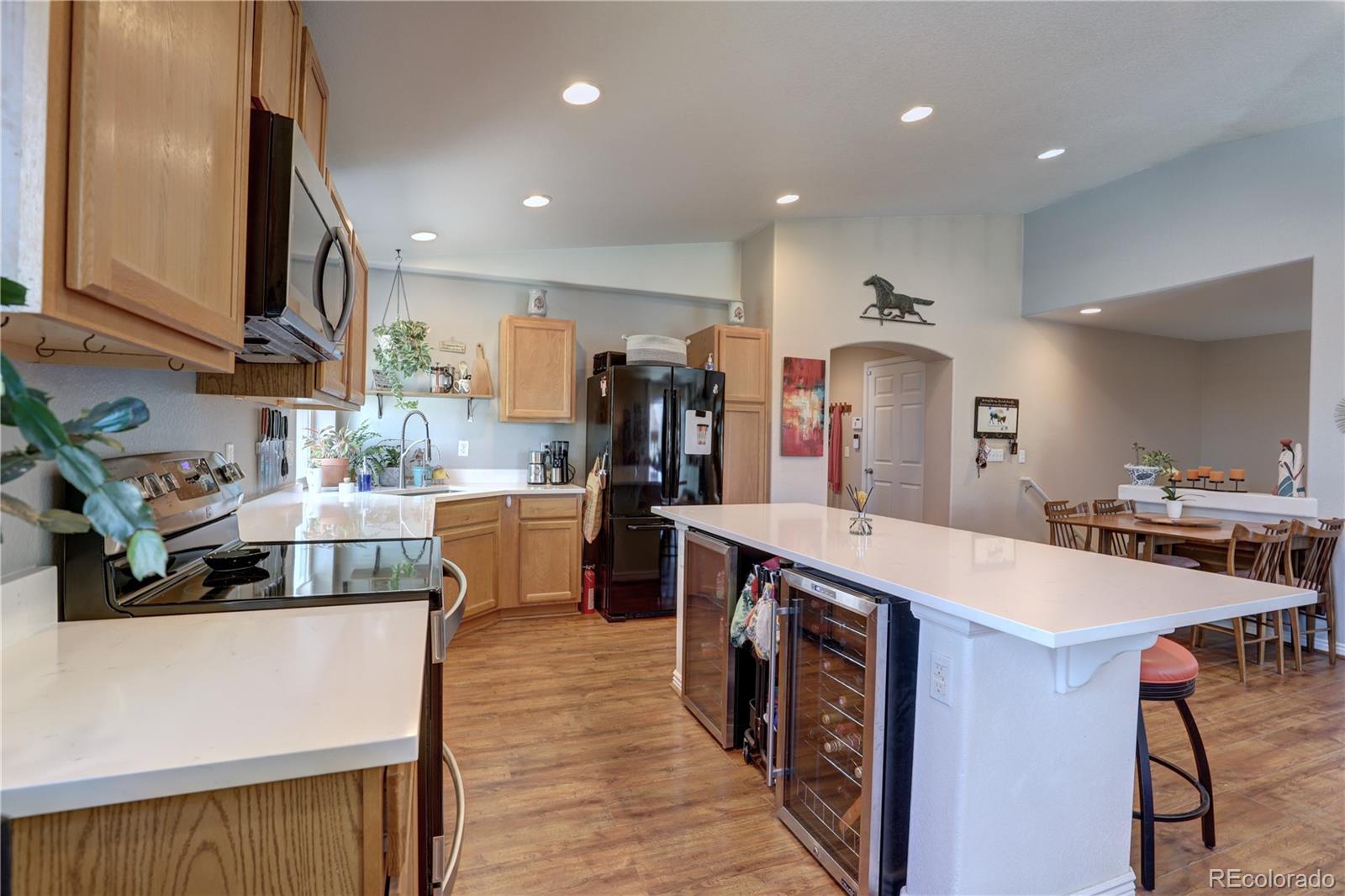 MLS Image #7 for 20194  robins drive,denver, Colorado