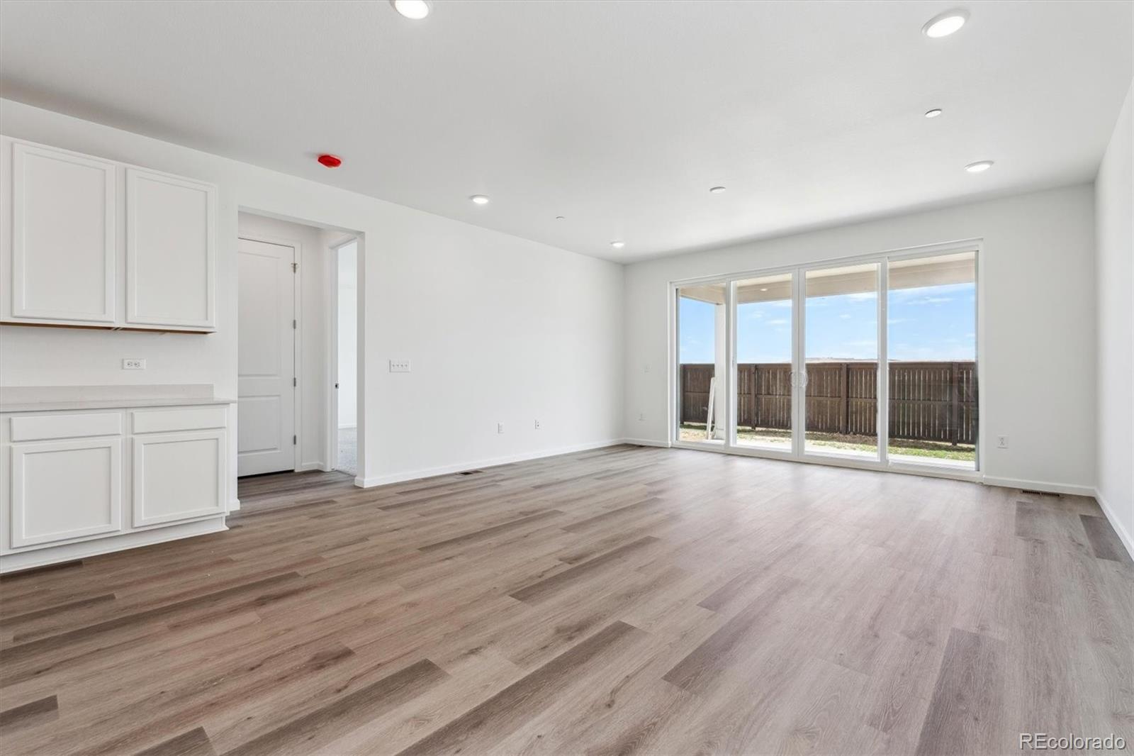 MLS Image #11 for 19100 e 96th place,commerce city, Colorado