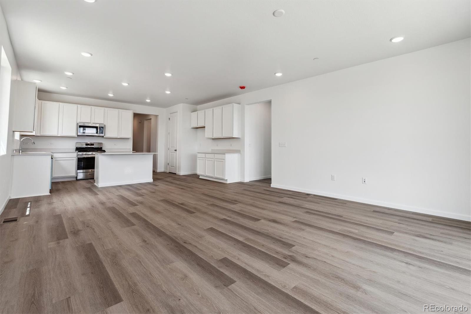 MLS Image #12 for 19100 e 96th place,commerce city, Colorado