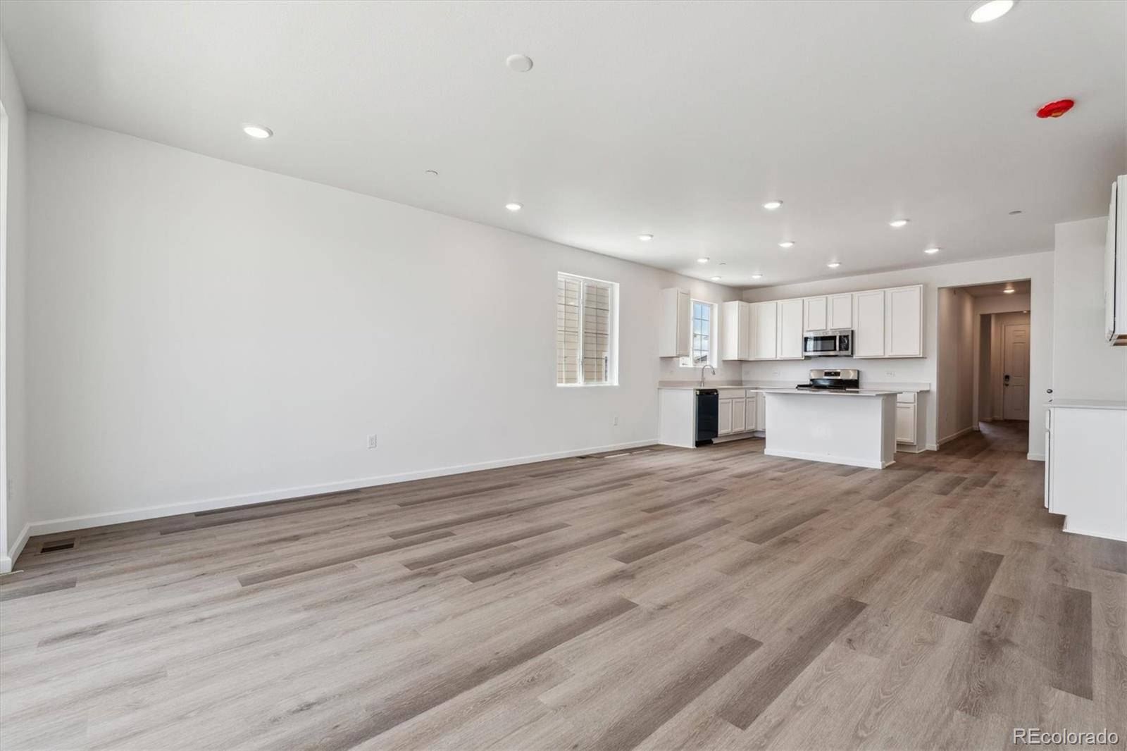 MLS Image #13 for 19100 e 96th place,commerce city, Colorado