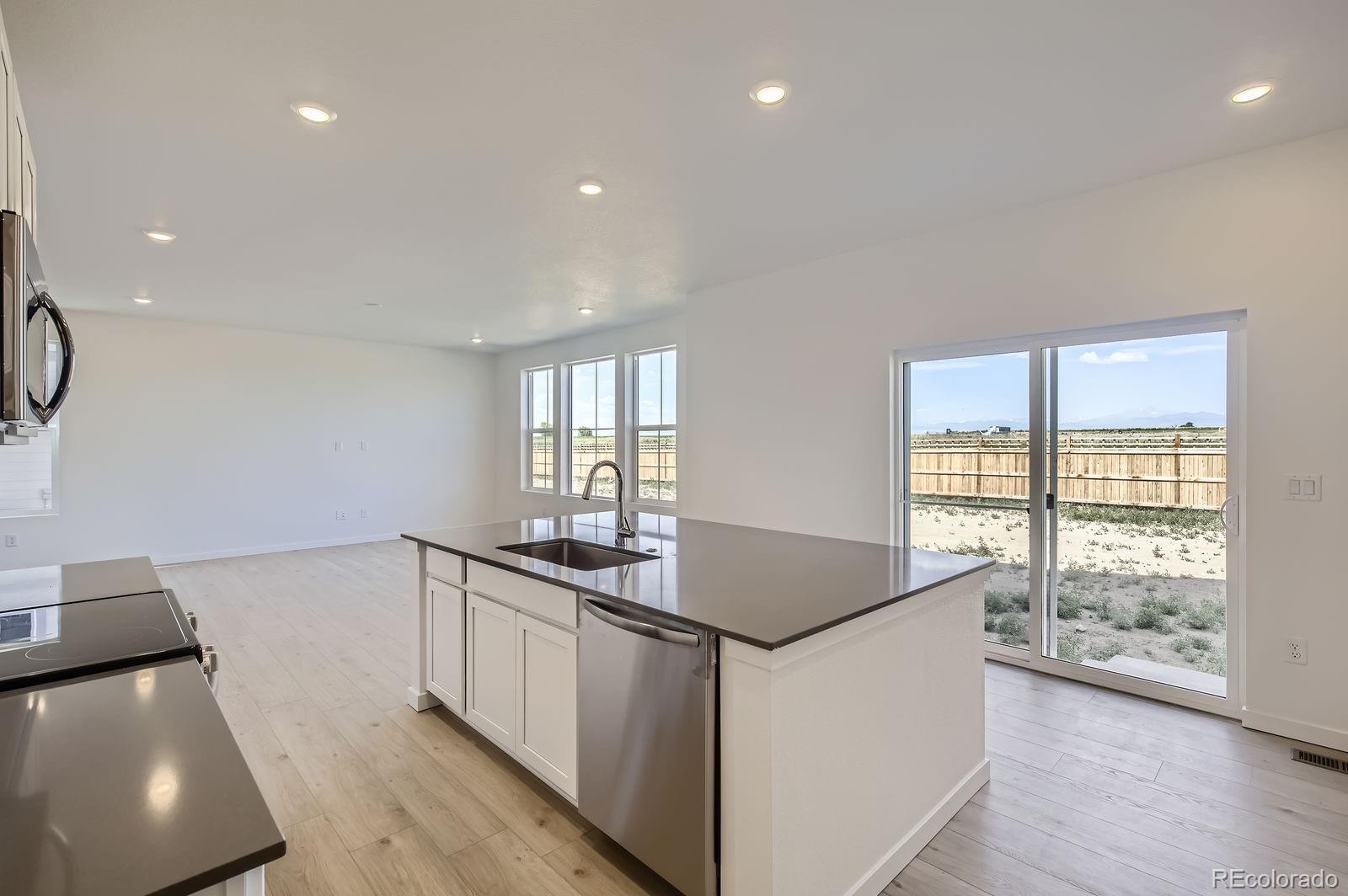 MLS Image #2 for 440  donna lane,johnstown, Colorado