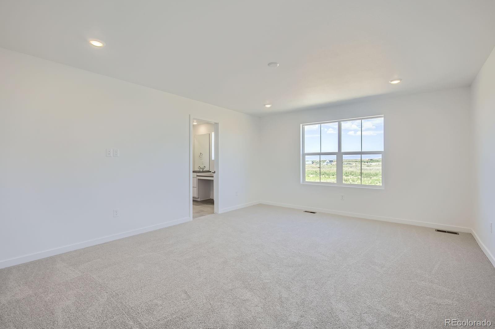 MLS Image #5 for 440  donna lane,johnstown, Colorado