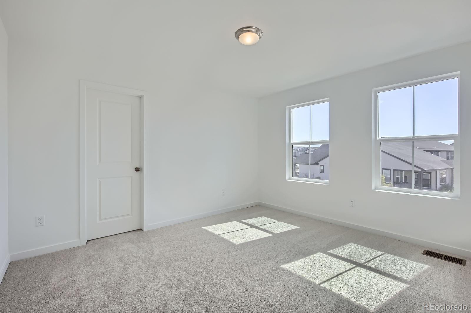 MLS Image #9 for 440  donna lane,johnstown, Colorado