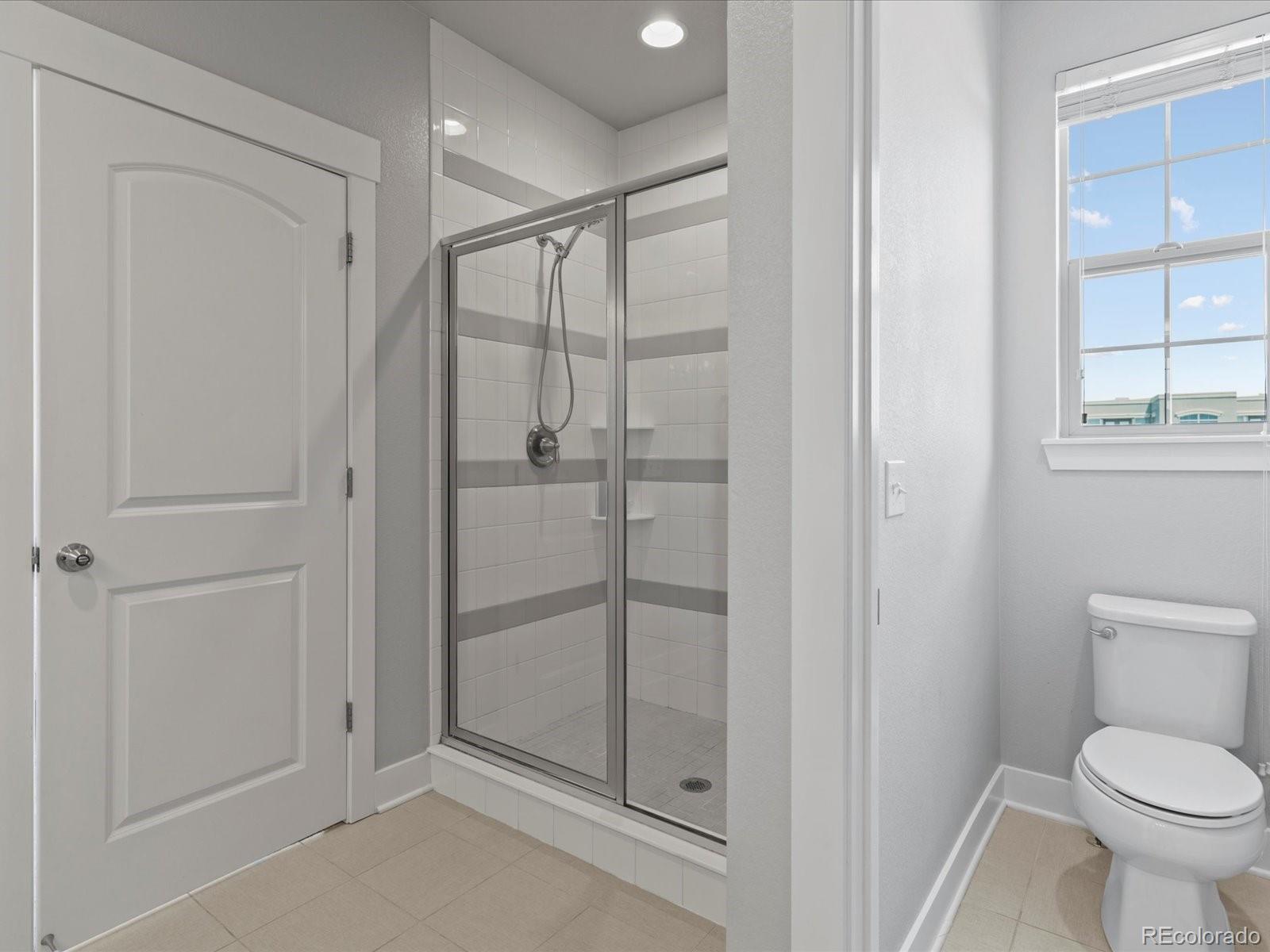 MLS Image #14 for 5399  valentia street,denver, Colorado