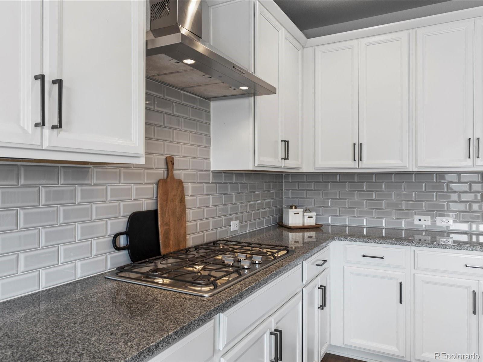 MLS Image #9 for 5399  valentia street,denver, Colorado