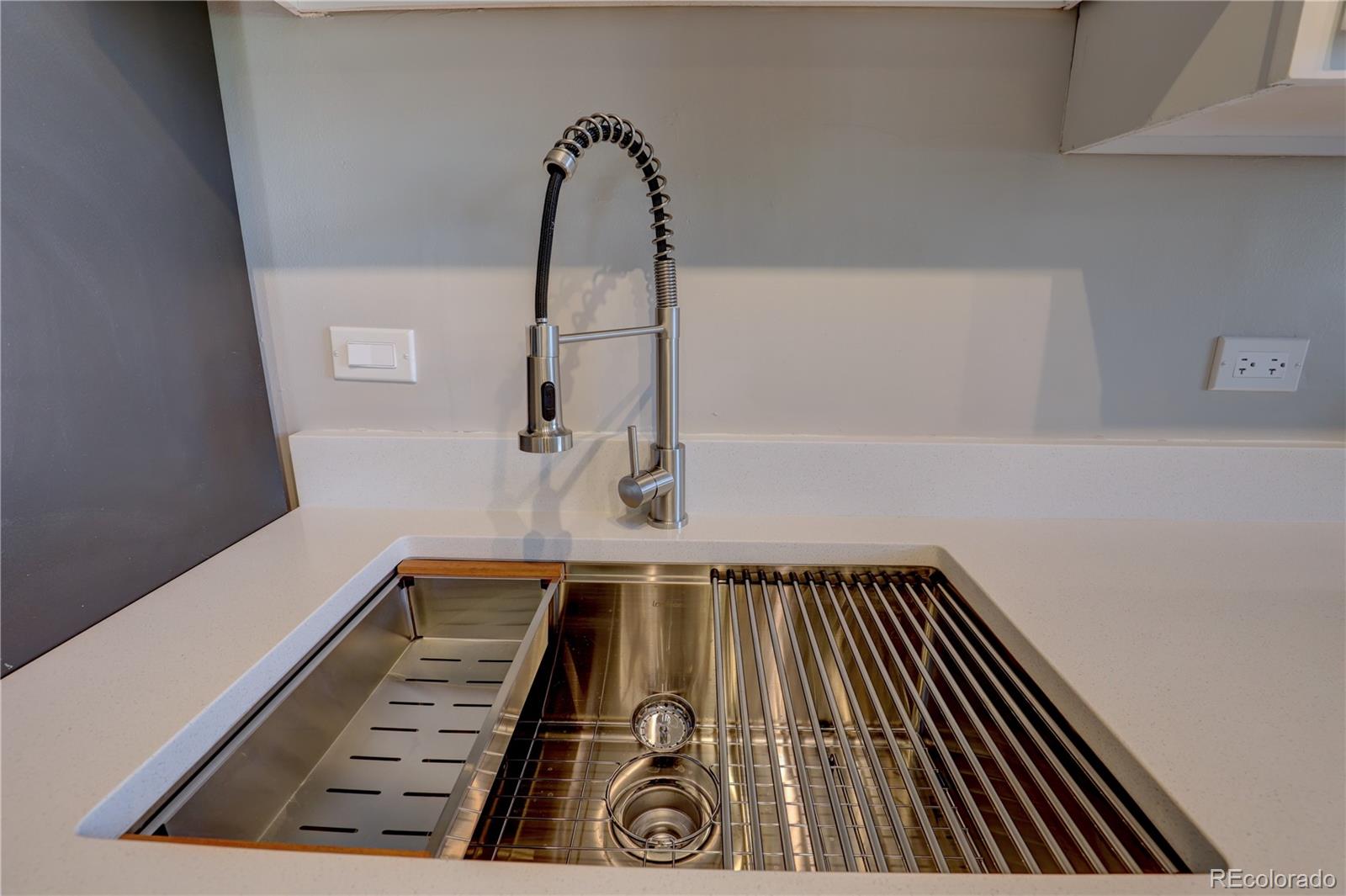 MLS Image #11 for 2100 n franklin street,denver, Colorado
