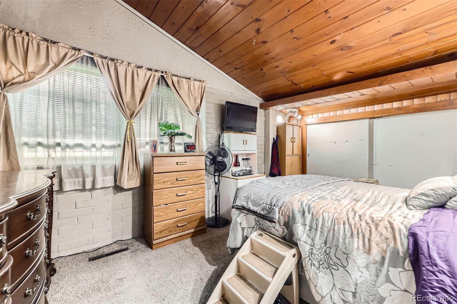 MLS Image #14 for 2220  lee street,lakewood, Colorado