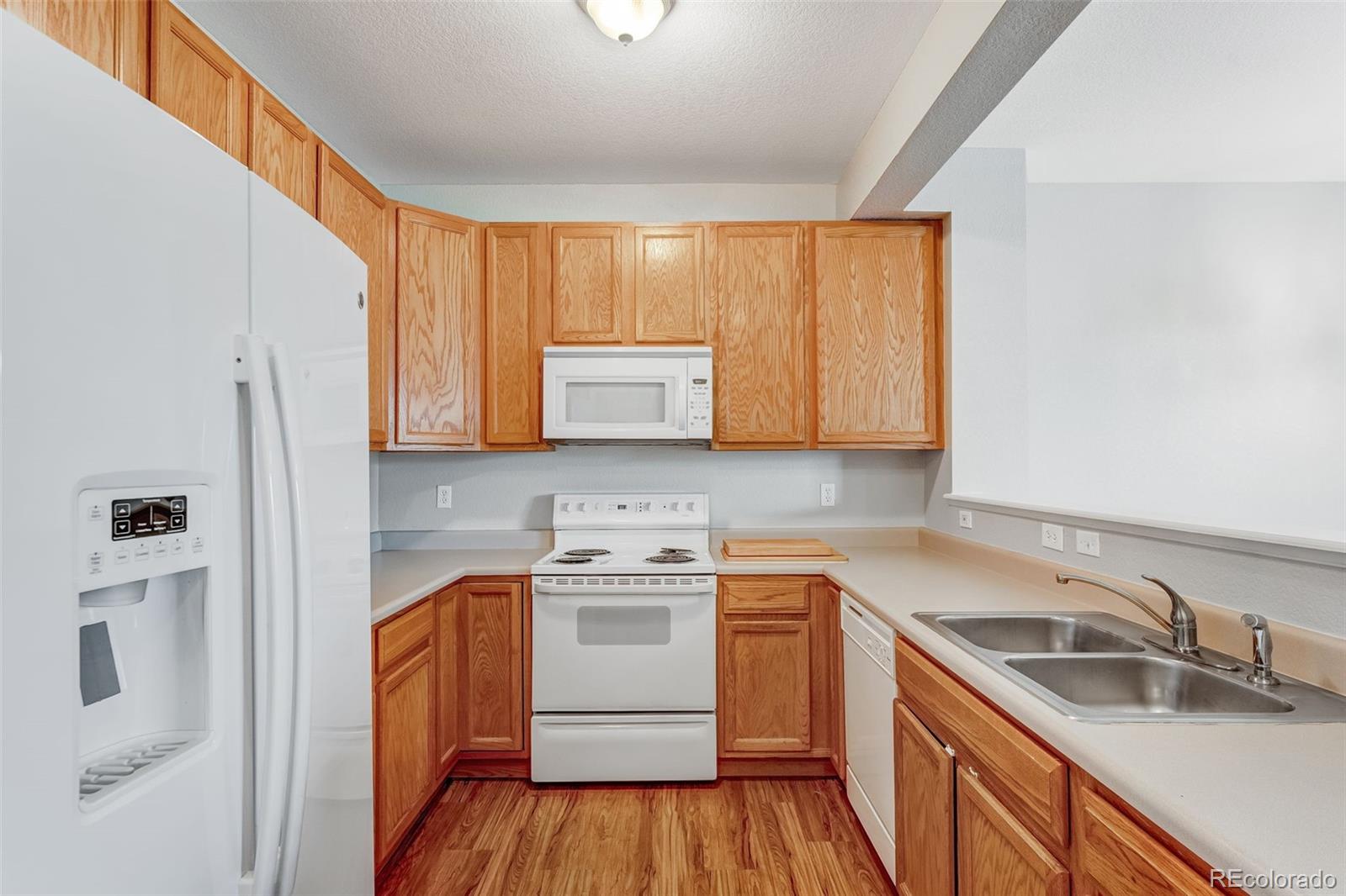 MLS Image #5 for 8237 w 54th avenue,arvada, Colorado