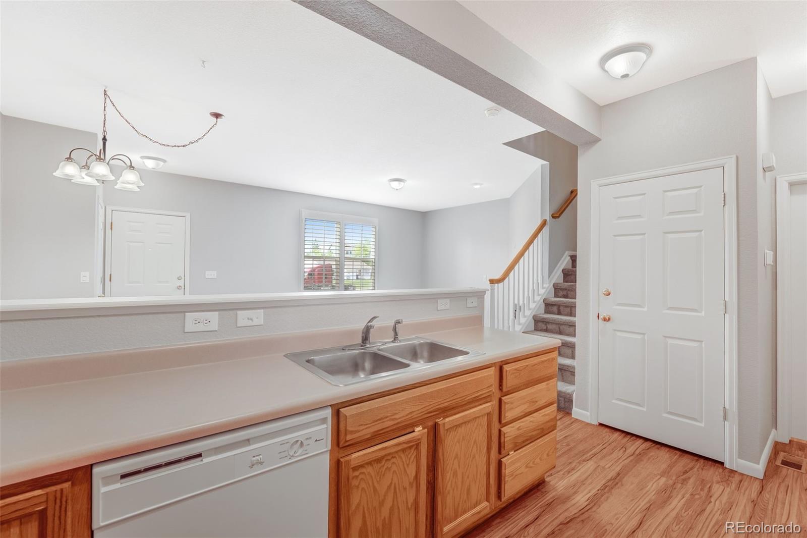 MLS Image #6 for 8237 w 54th avenue,arvada, Colorado