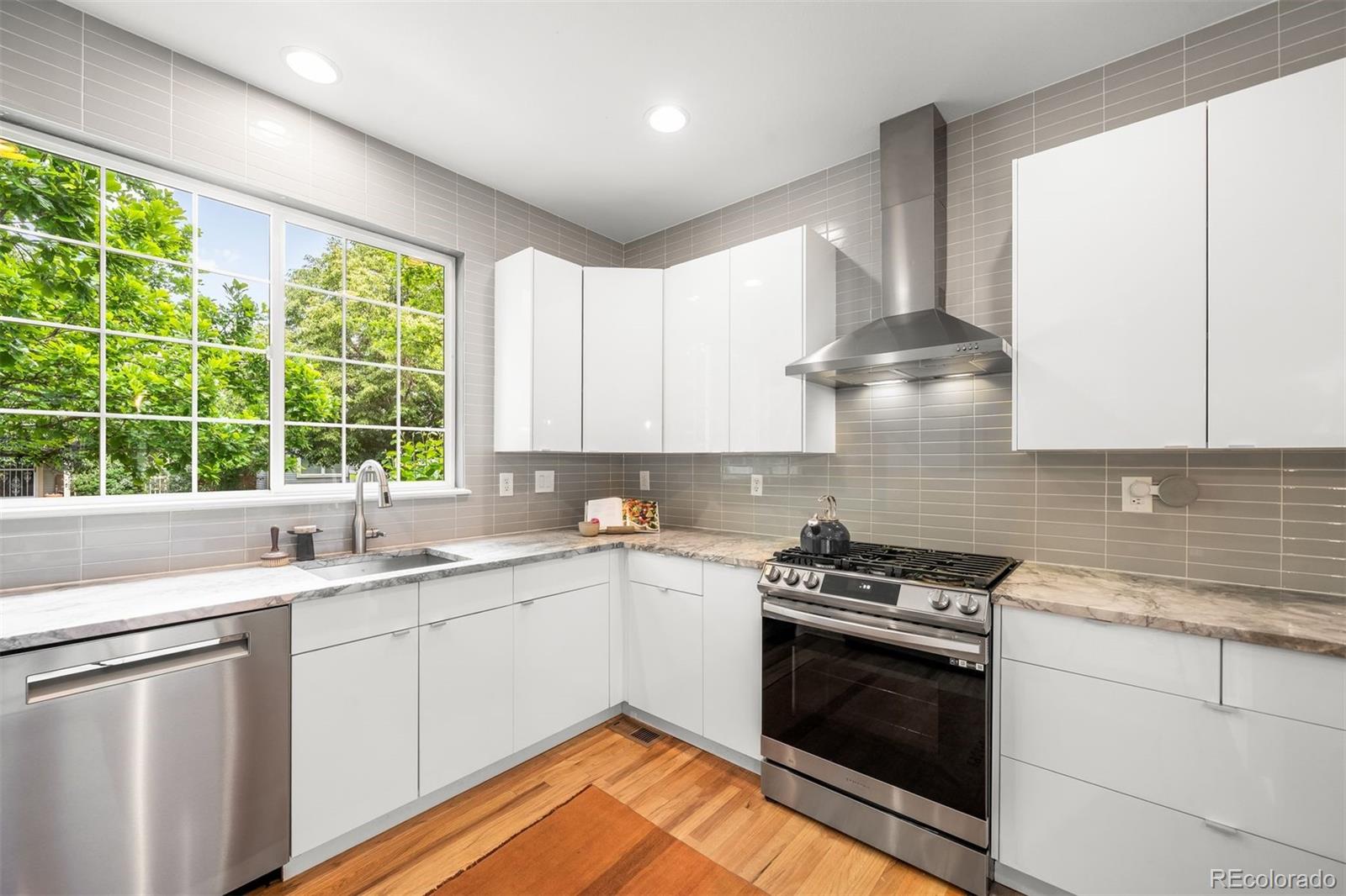MLS Image #11 for 1947  king street,denver, Colorado