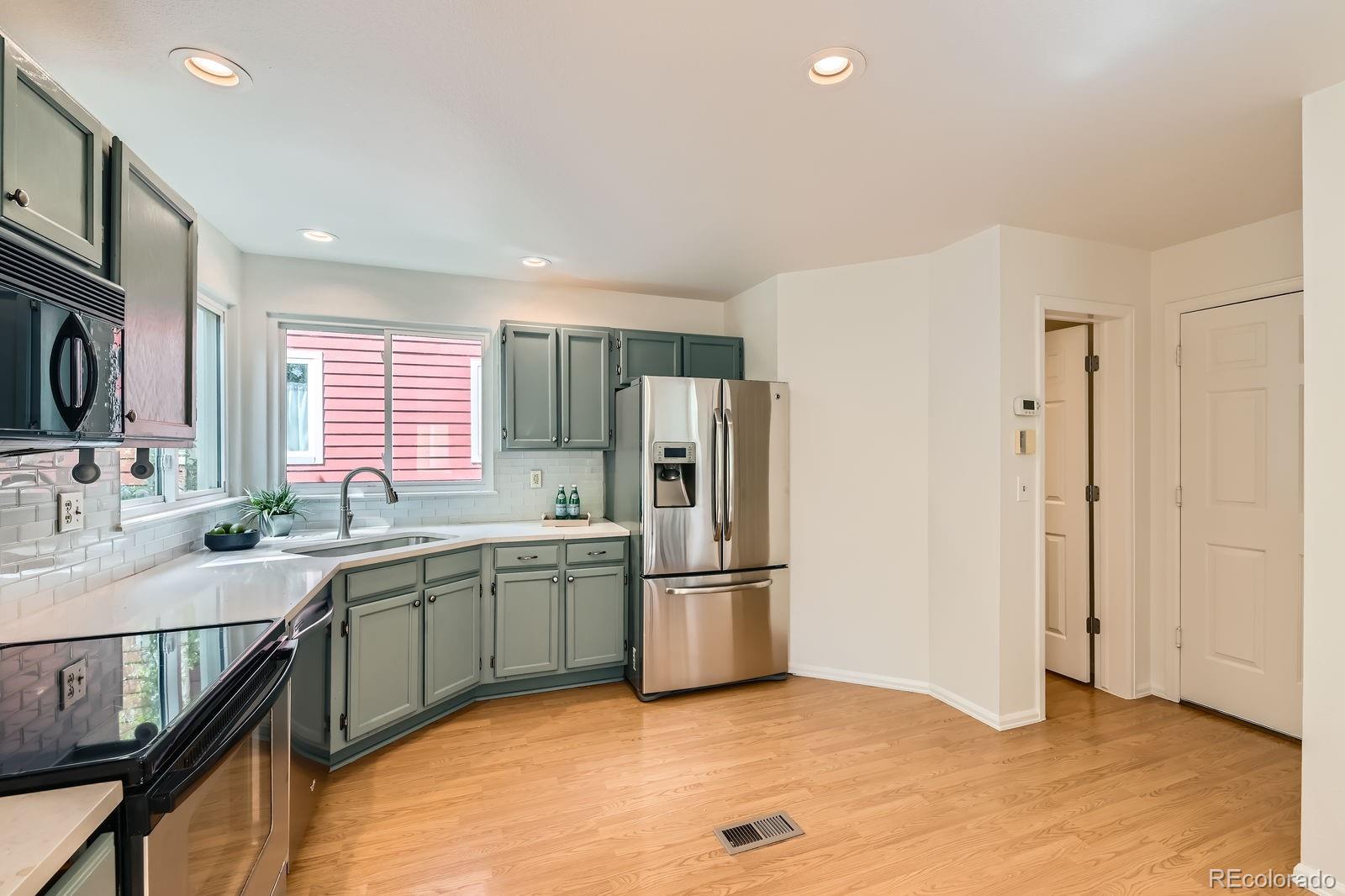 MLS Image #10 for 744  owl drive,louisville, Colorado