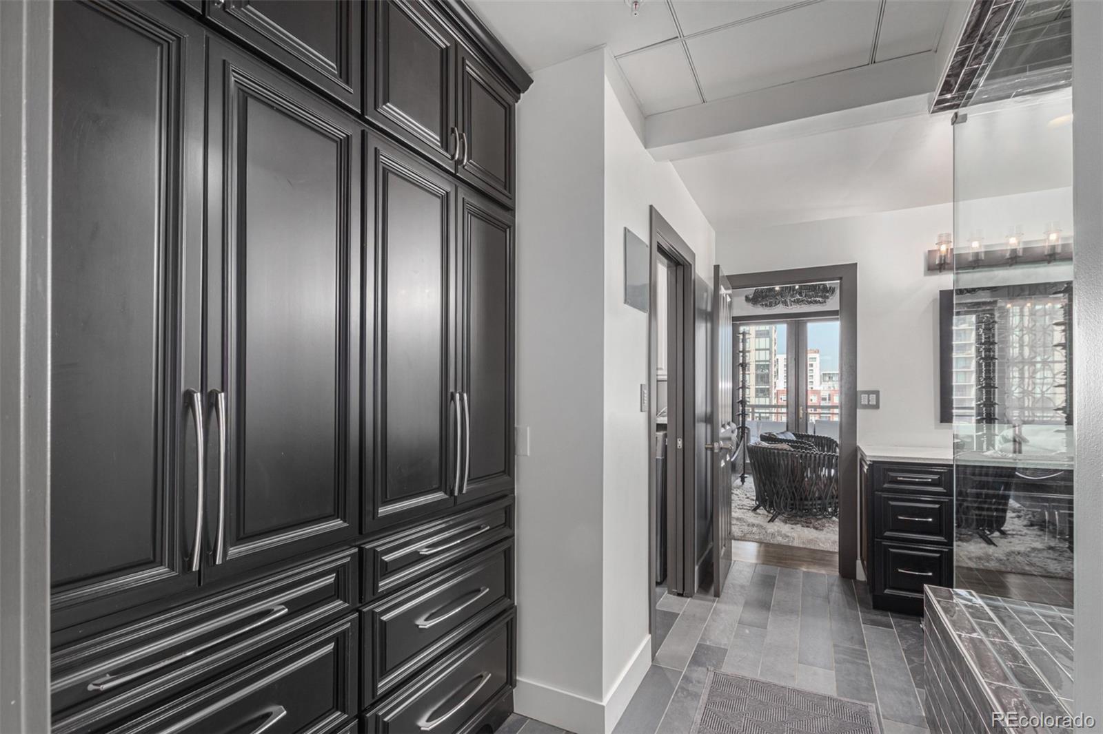 MLS Image #16 for 1735  19th street,denver, Colorado