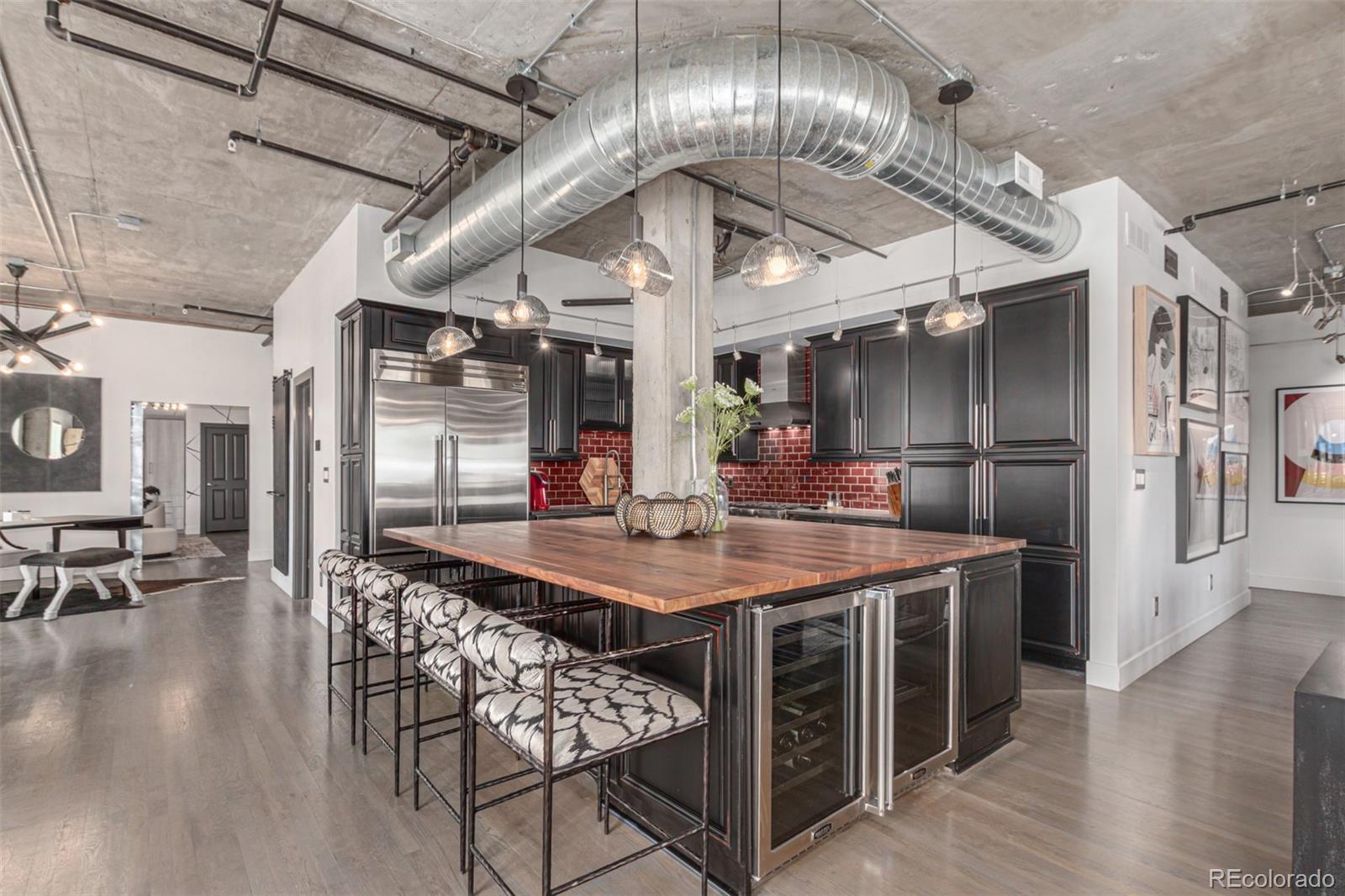 MLS Image #9 for 1735  19th street,denver, Colorado