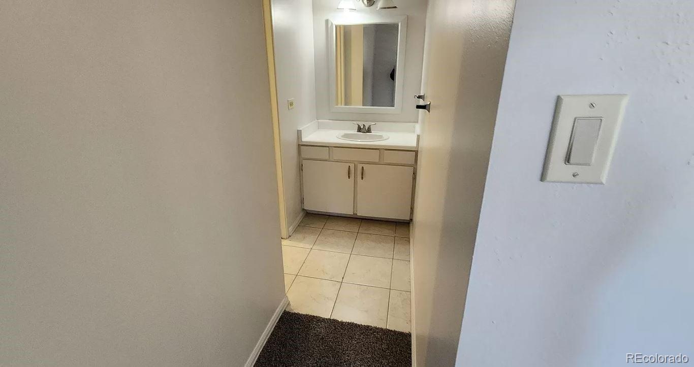 MLS Image #12 for 2281 s vaughn way,aurora, Colorado
