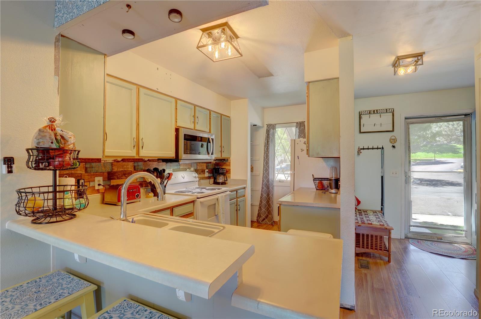 MLS Image #4 for 9771 w cornell place,lakewood, Colorado