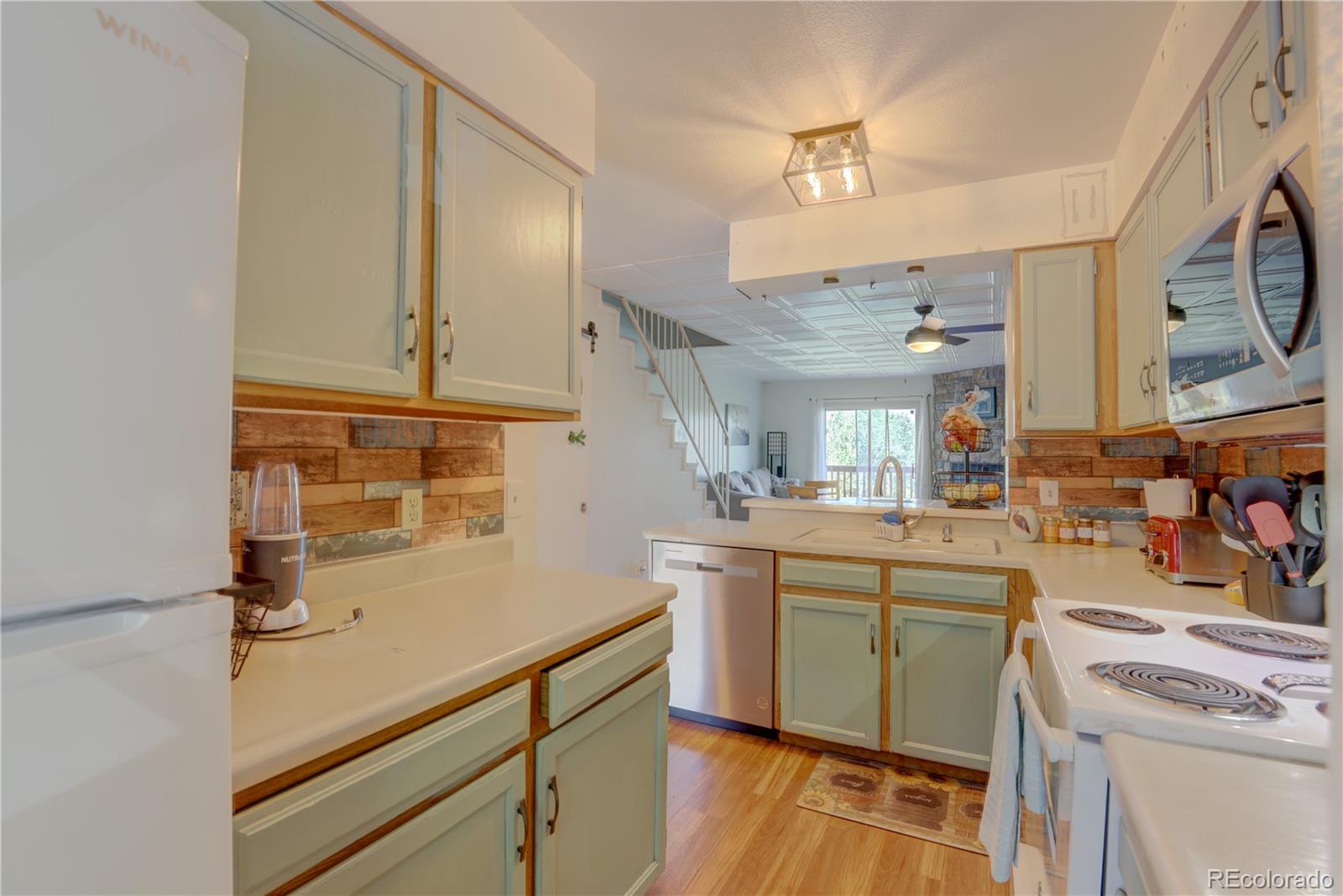 MLS Image #5 for 9771 w cornell place,lakewood, Colorado