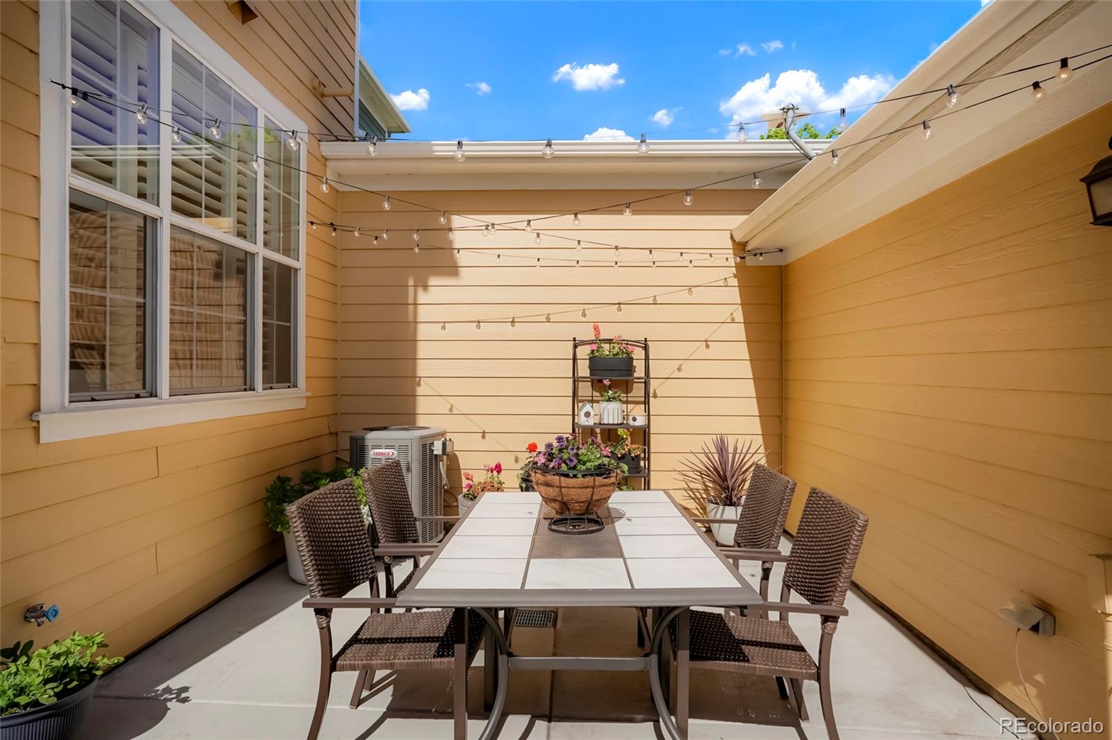 MLS Image #28 for 8427 e 35th avenue,denver, Colorado