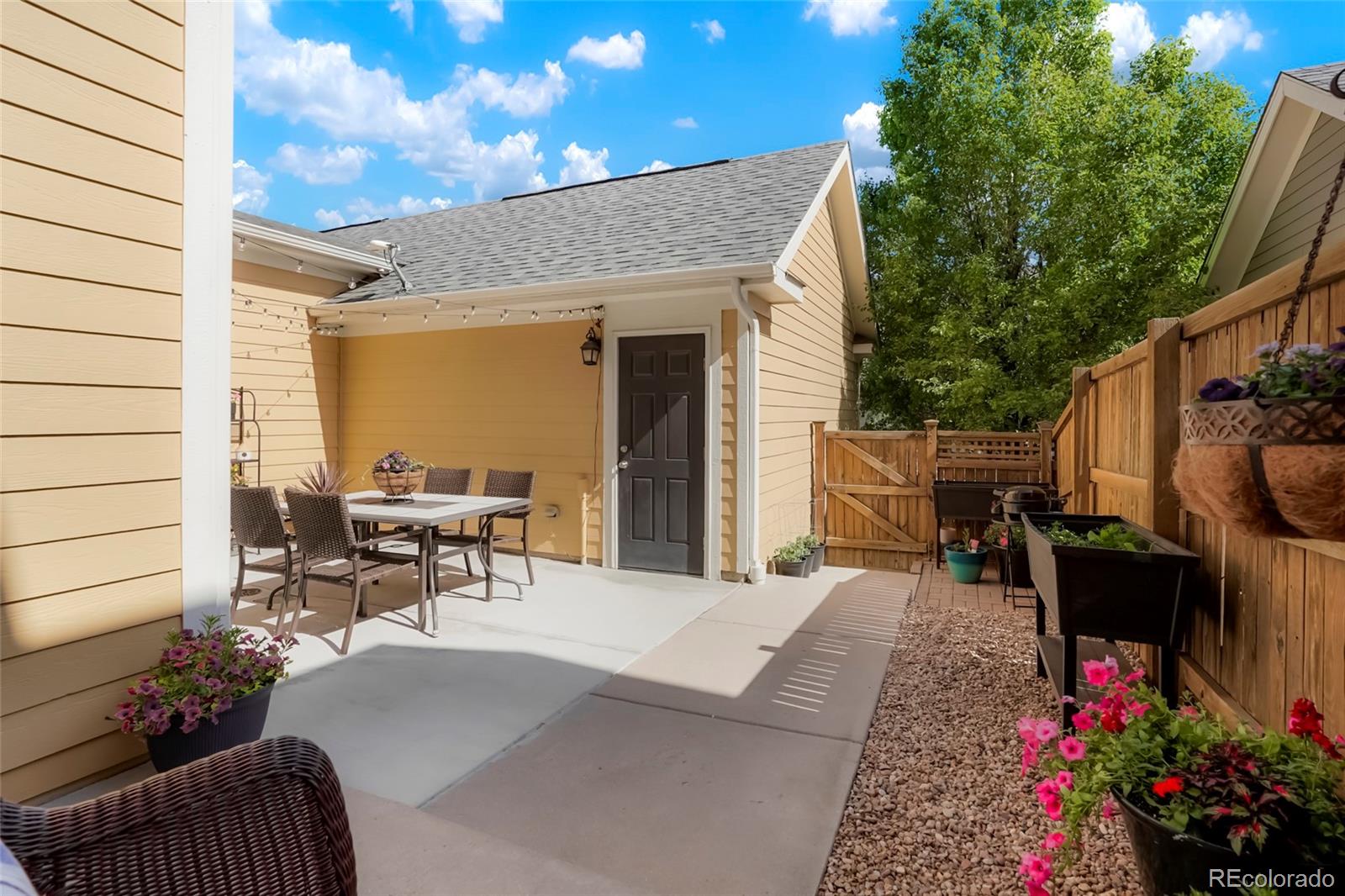 MLS Image #31 for 8427 e 35th avenue,denver, Colorado