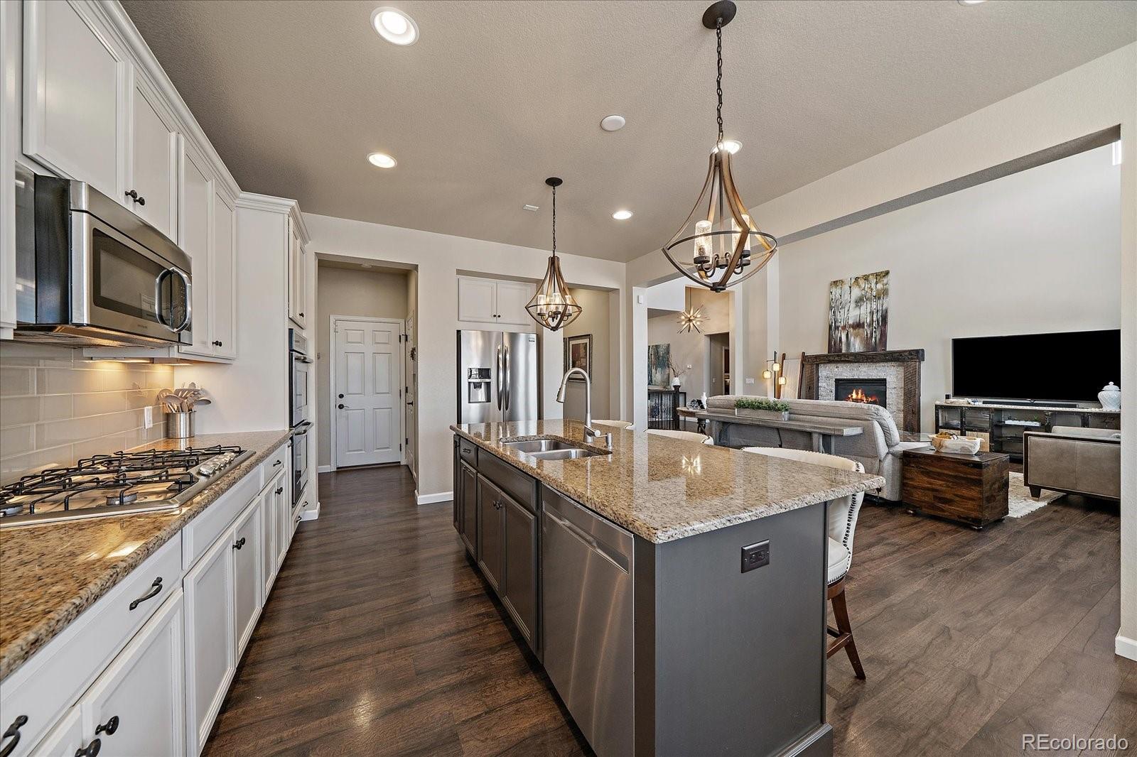 MLS Image #15 for 12590  valentia street,thornton, Colorado