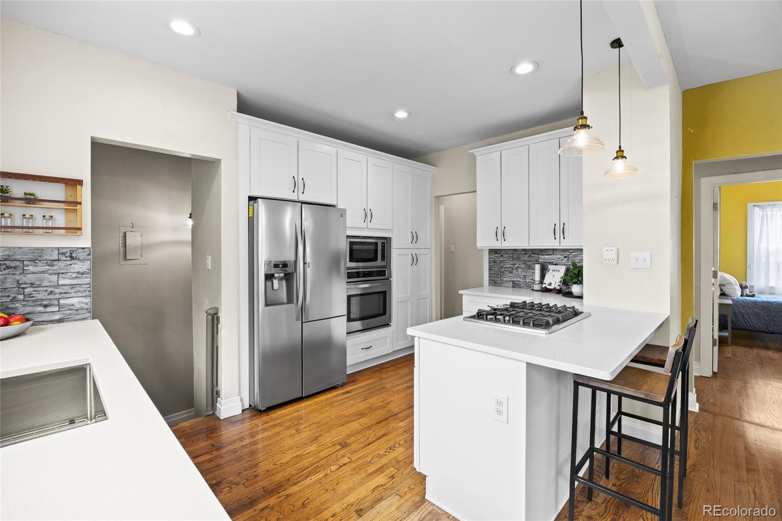 MLS Image #12 for 2703 n milwaukee street,denver, Colorado