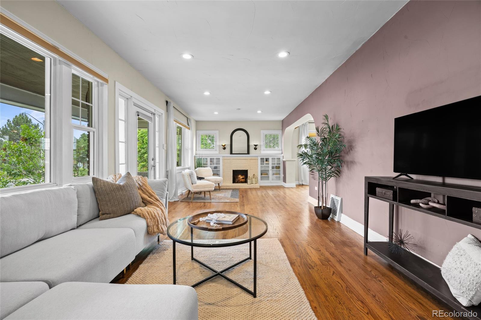 MLS Image #8 for 2703 n milwaukee street,denver, Colorado