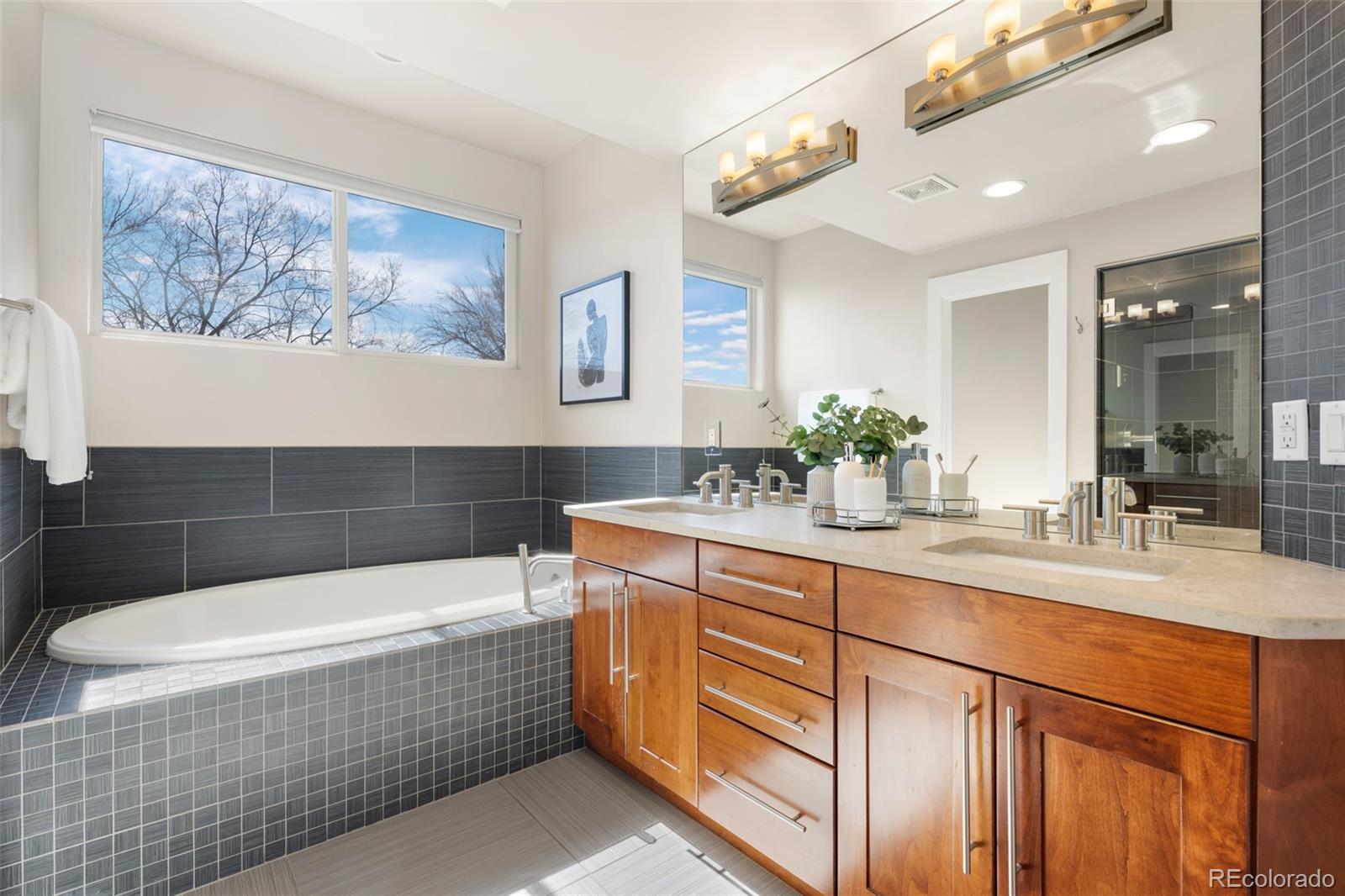 MLS Image #21 for 2053  meade street,denver, Colorado