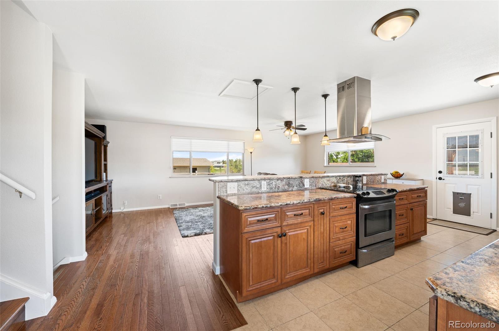 MLS Image #13 for 16225 w 74th drive,arvada, Colorado