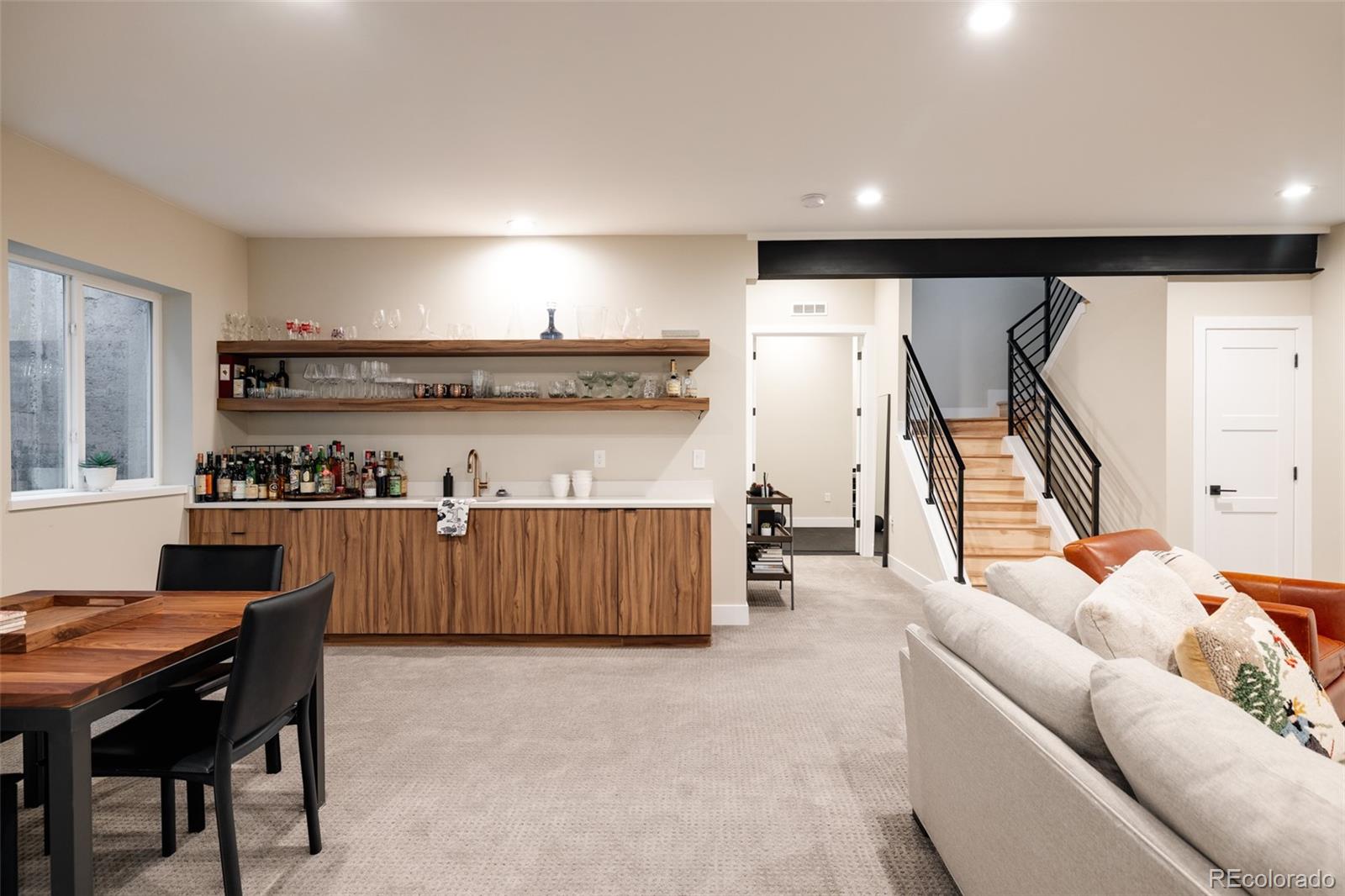 MLS Image #26 for 619 s high street,denver, Colorado