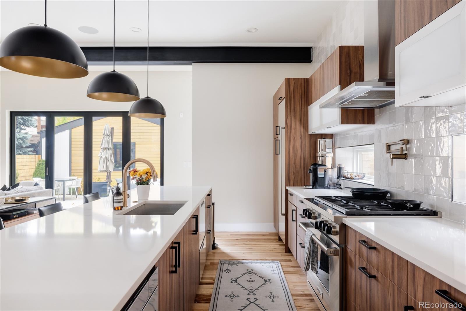 MLS Image #5 for 619 s high street,denver, Colorado